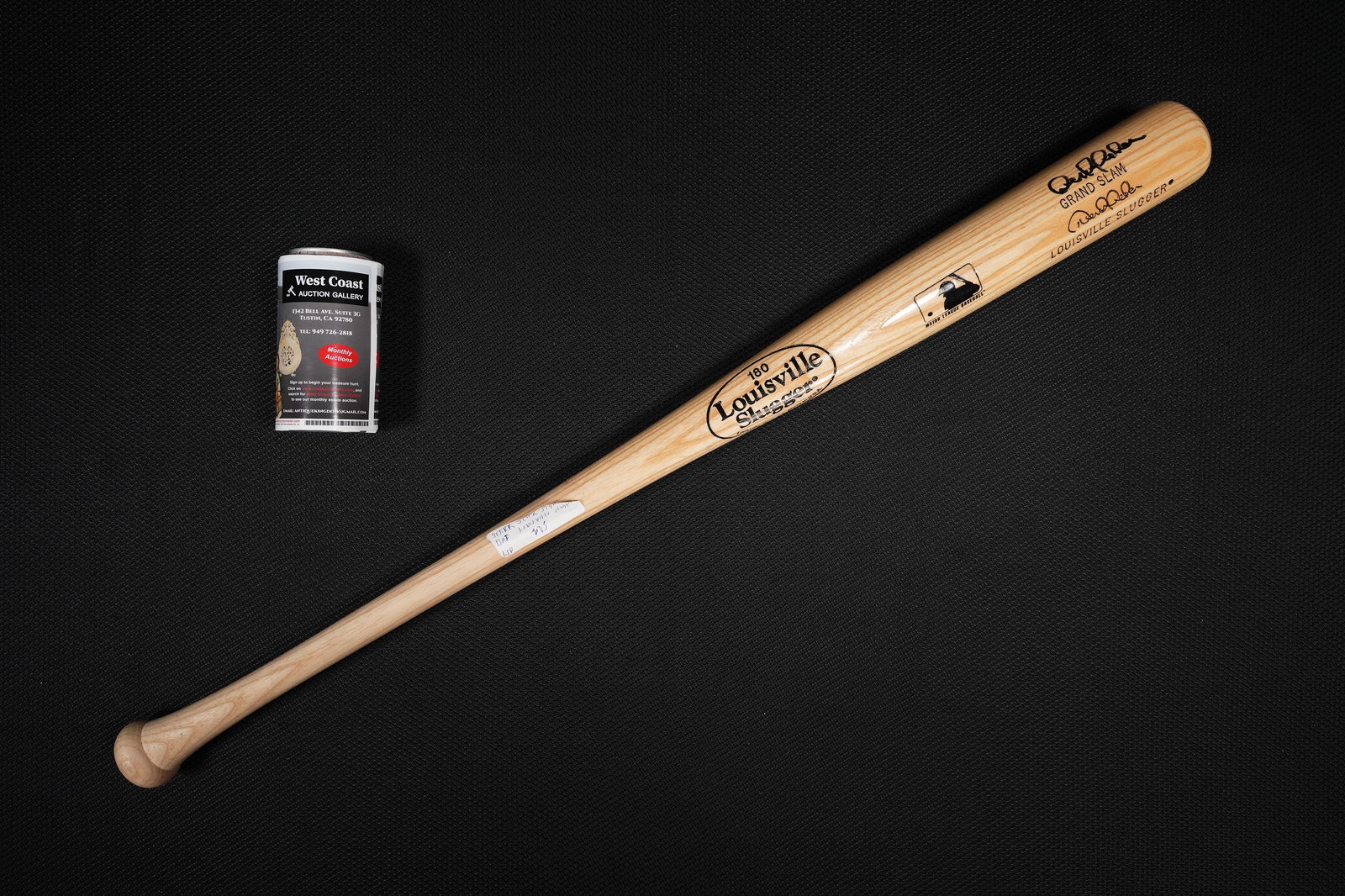 MLB player signed baseball bat (1 of 7)