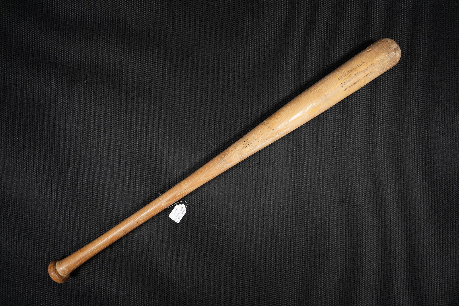 MLB baseball game used bat (1 of 7)