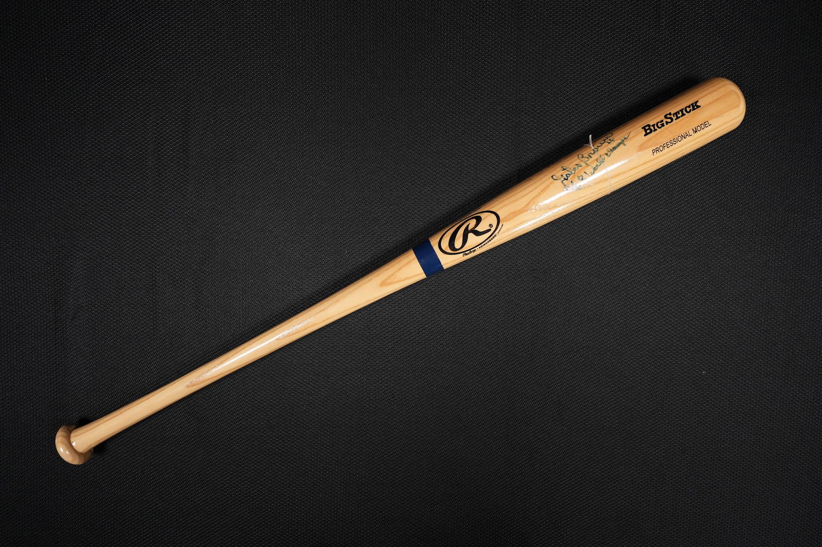 MLB baseball bat signed (1 of 6)