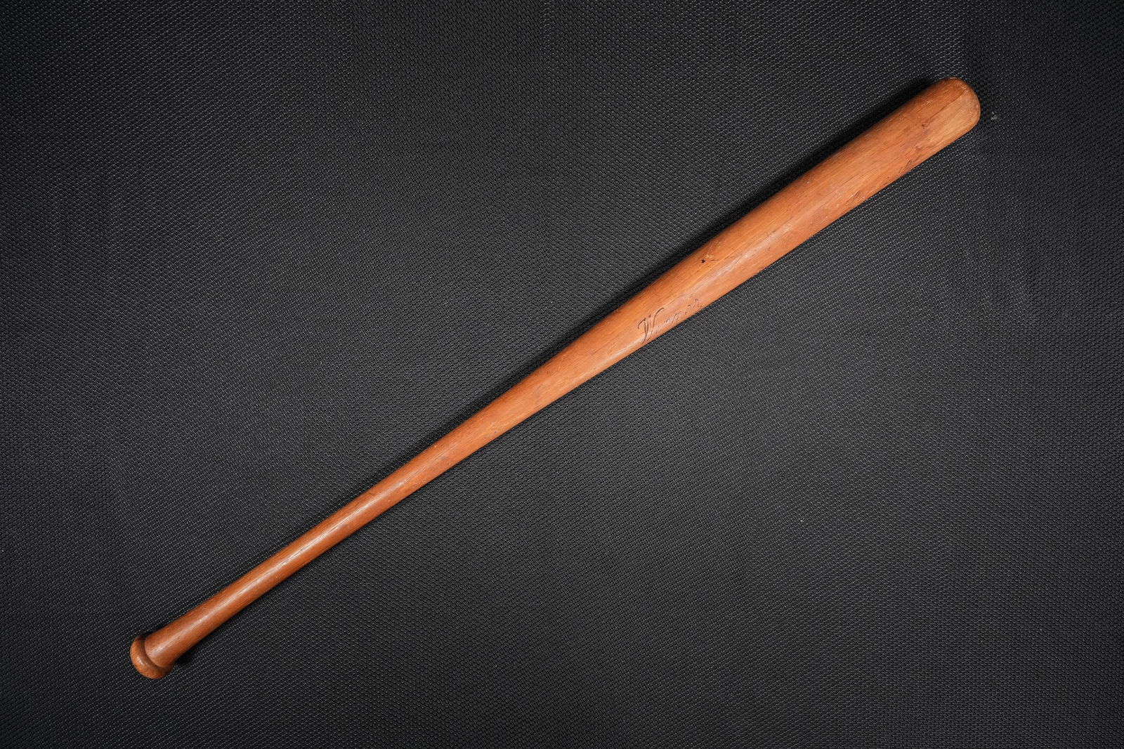 MLB antique bat (1 of 6)