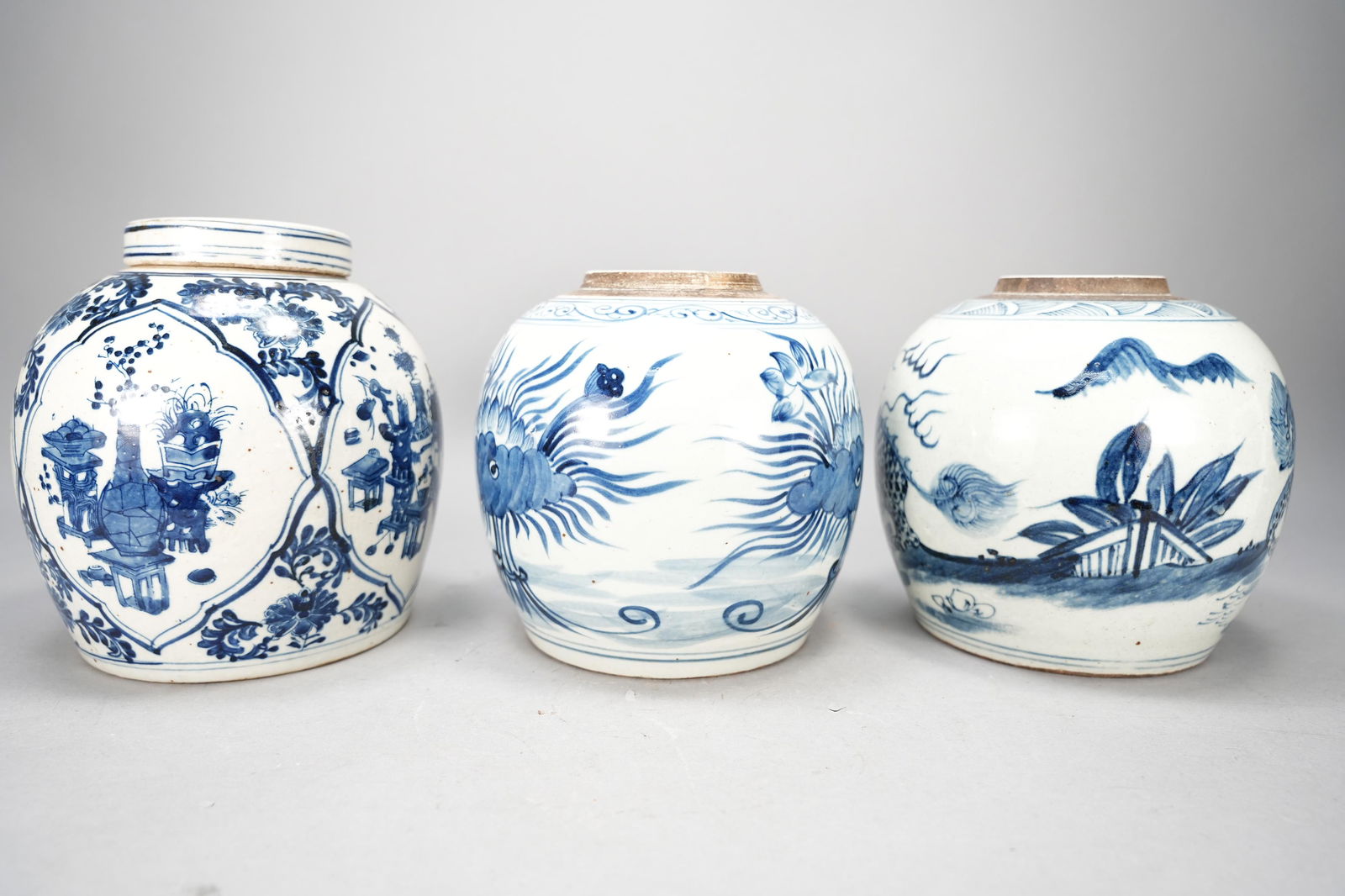 3 pcs Chinese b/w jar (1 of 7)