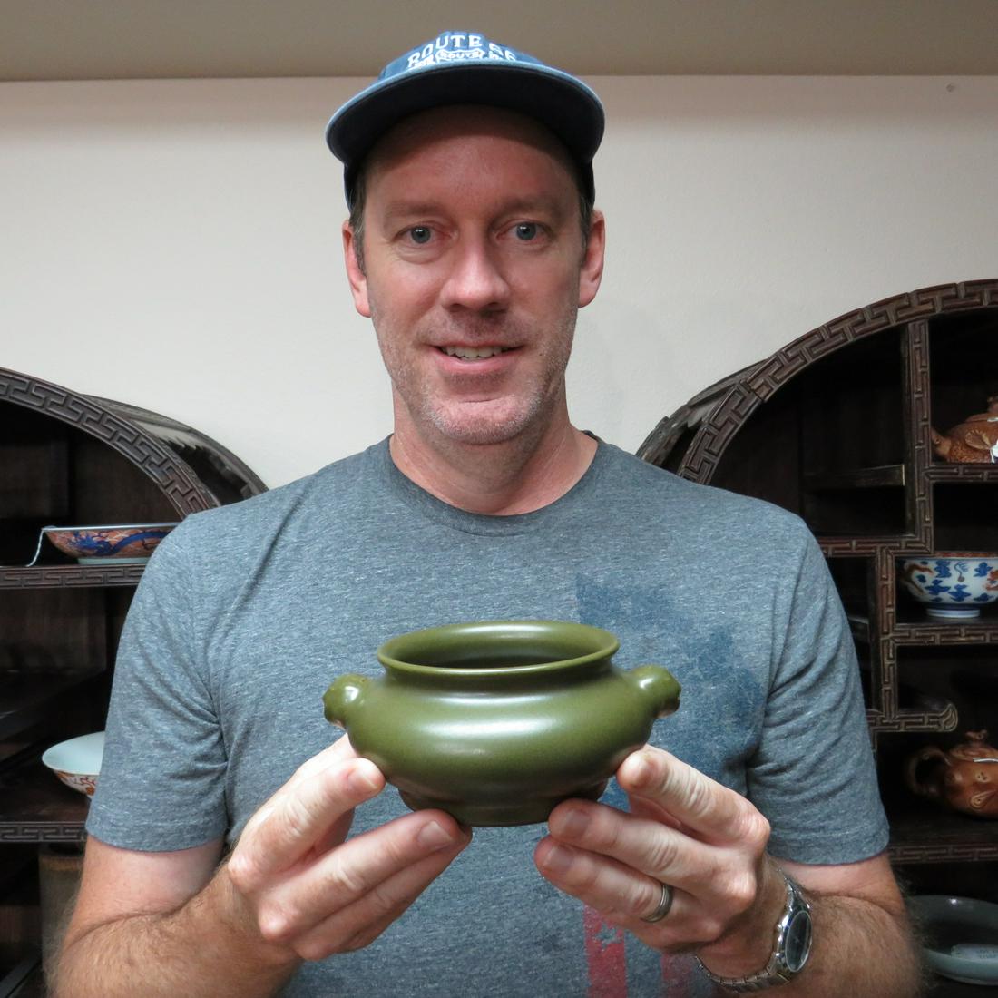 Chinese fine green censer (1 of 8)