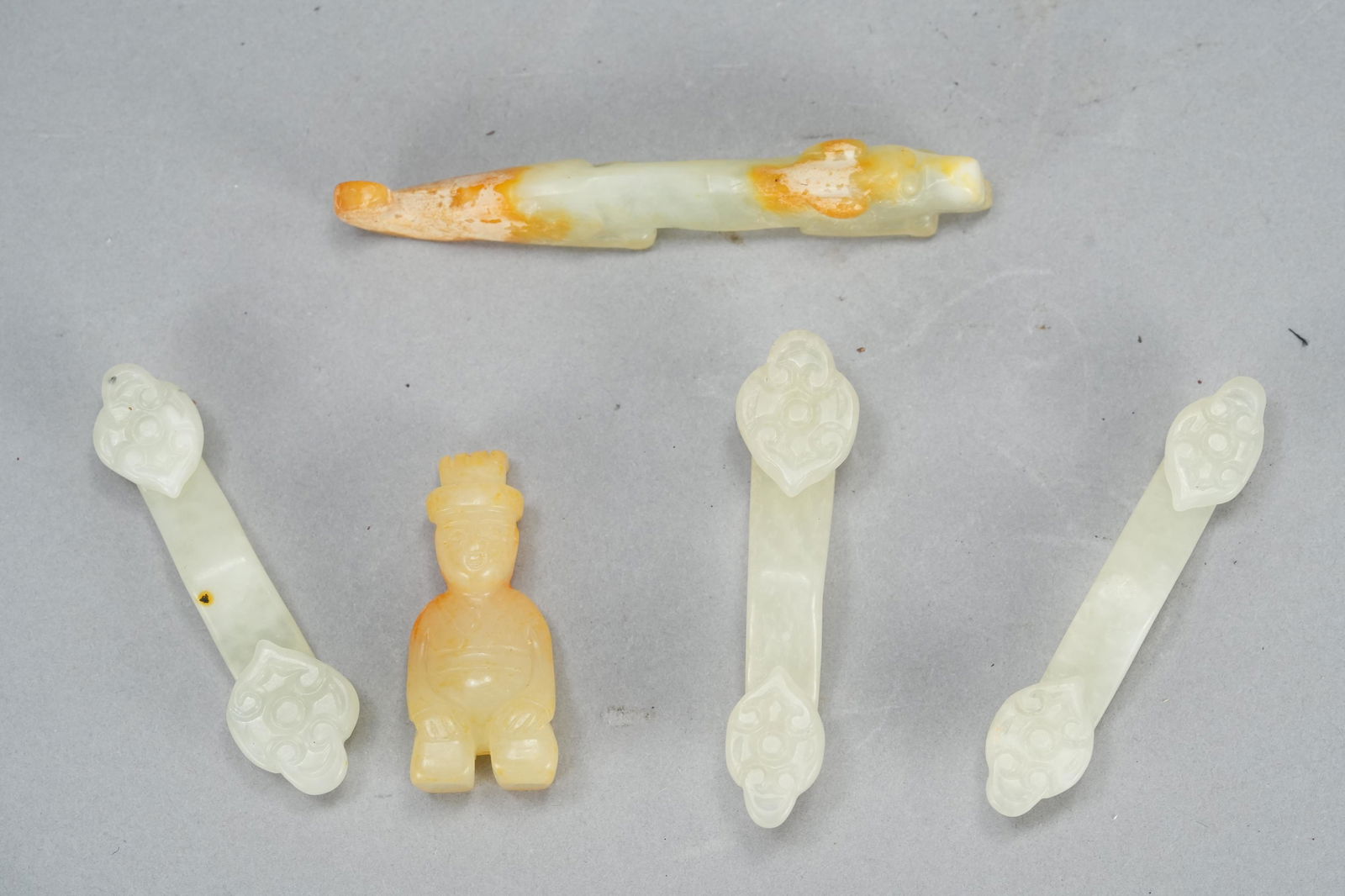 5 pcs Chinese jade items (1 of 6)