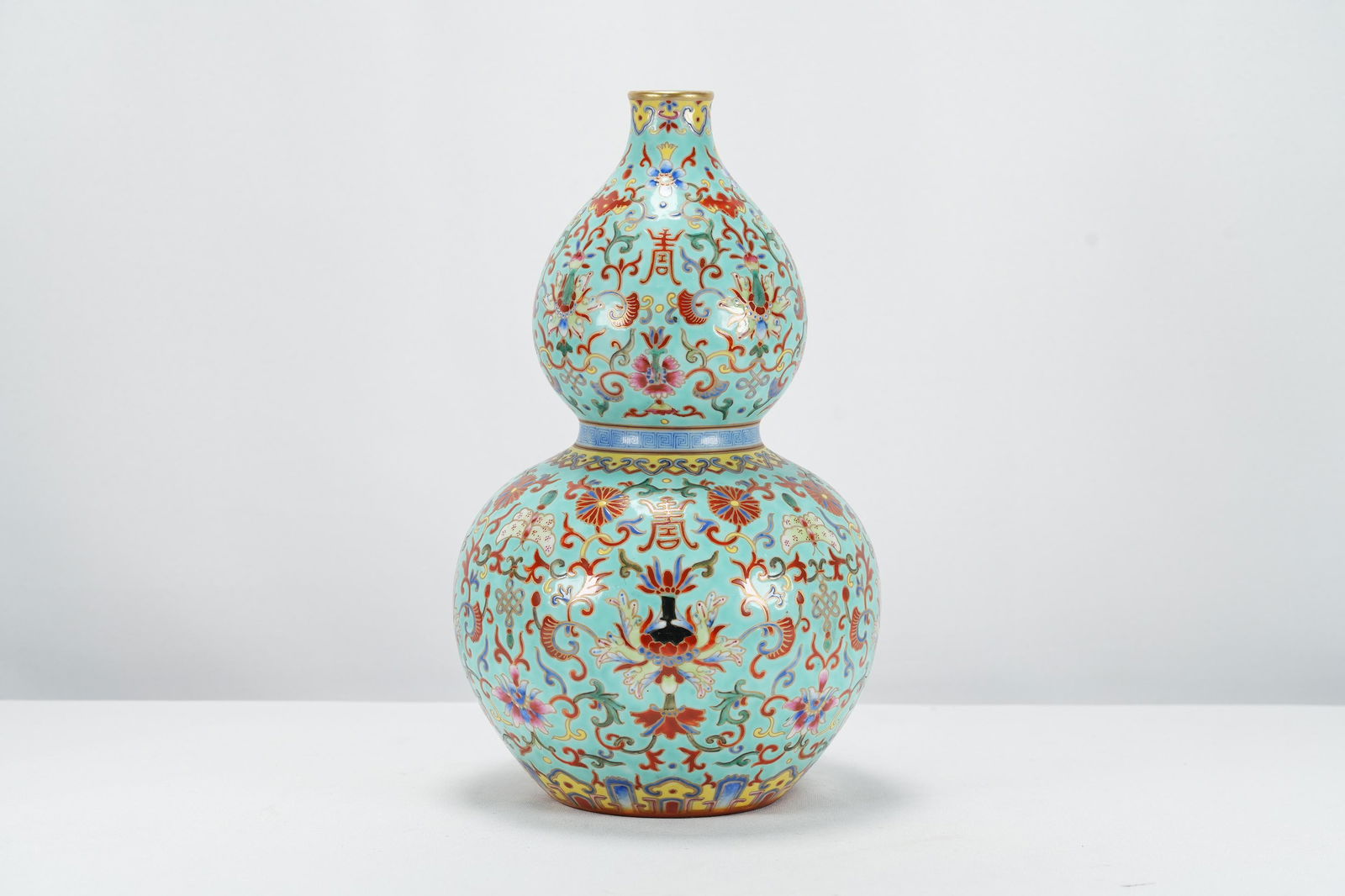 Chinese green vase (1 of 9)