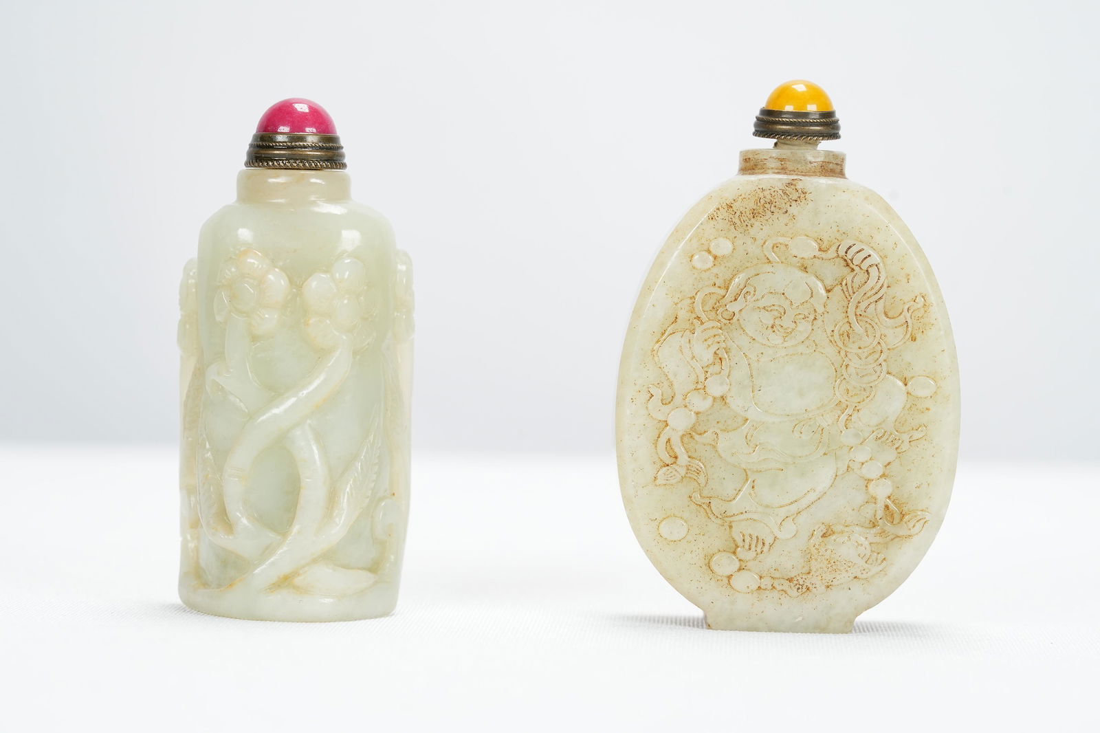 2 pcs Chinese snuff bottle (1 of 8)