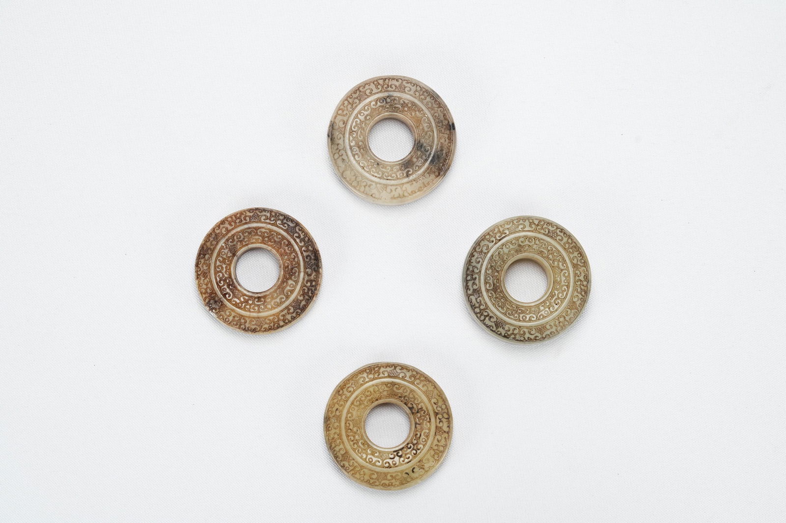 4 pcs Chinese jade round (1 of 9)