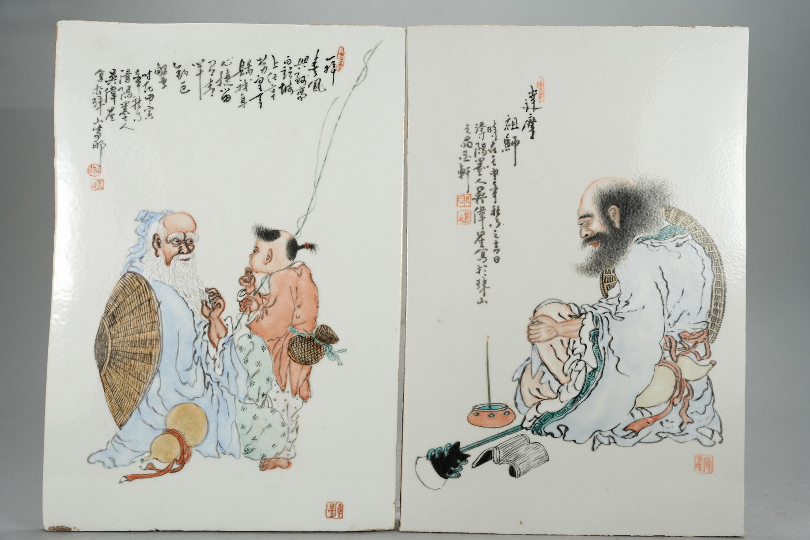 2 pcs Chinese plaque: 2 pcs Chinese vintage porcelain plaque or tile.Largest H: 14.5" x W: 9.5"