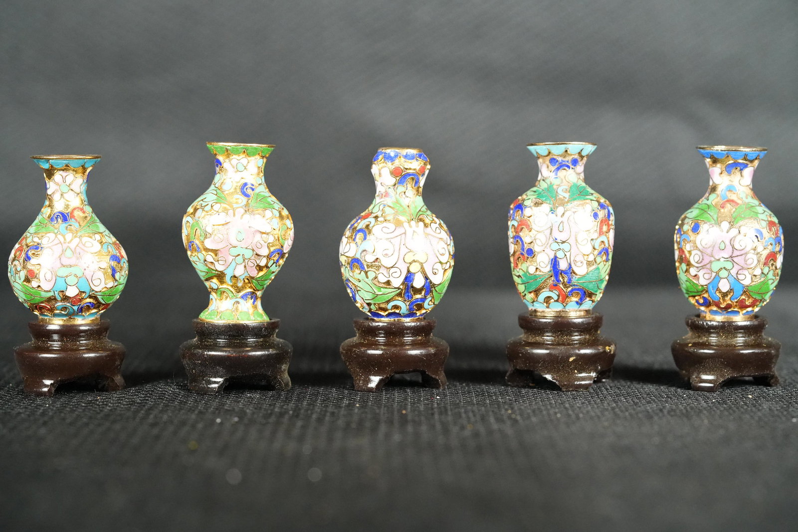 5 pcs Chinese cloisonne (1 of 7)