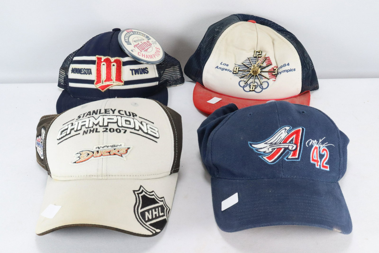 4 pcs vintage hat (1 of 9)