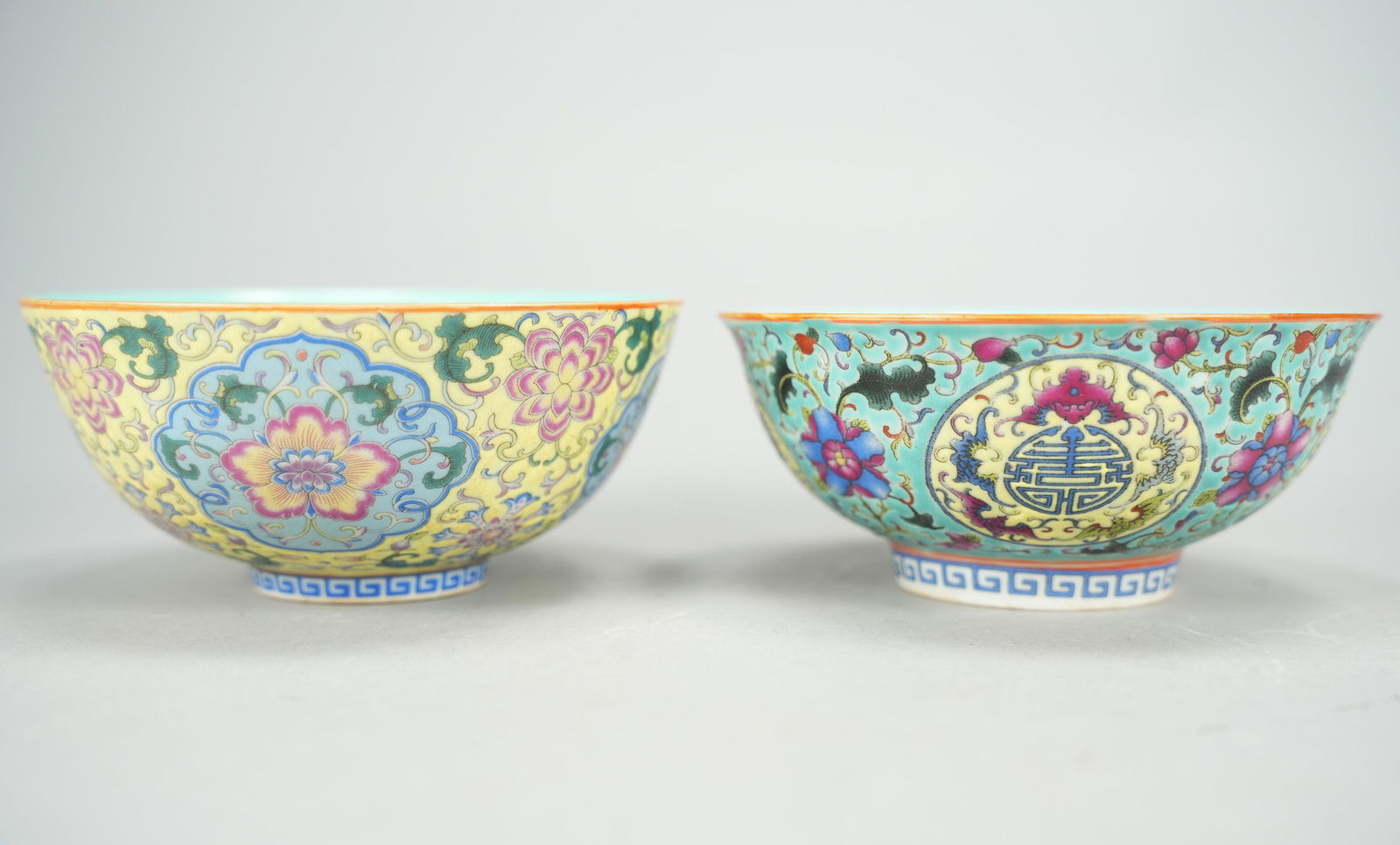 2 pcs Chinese bowls (1 of 8)