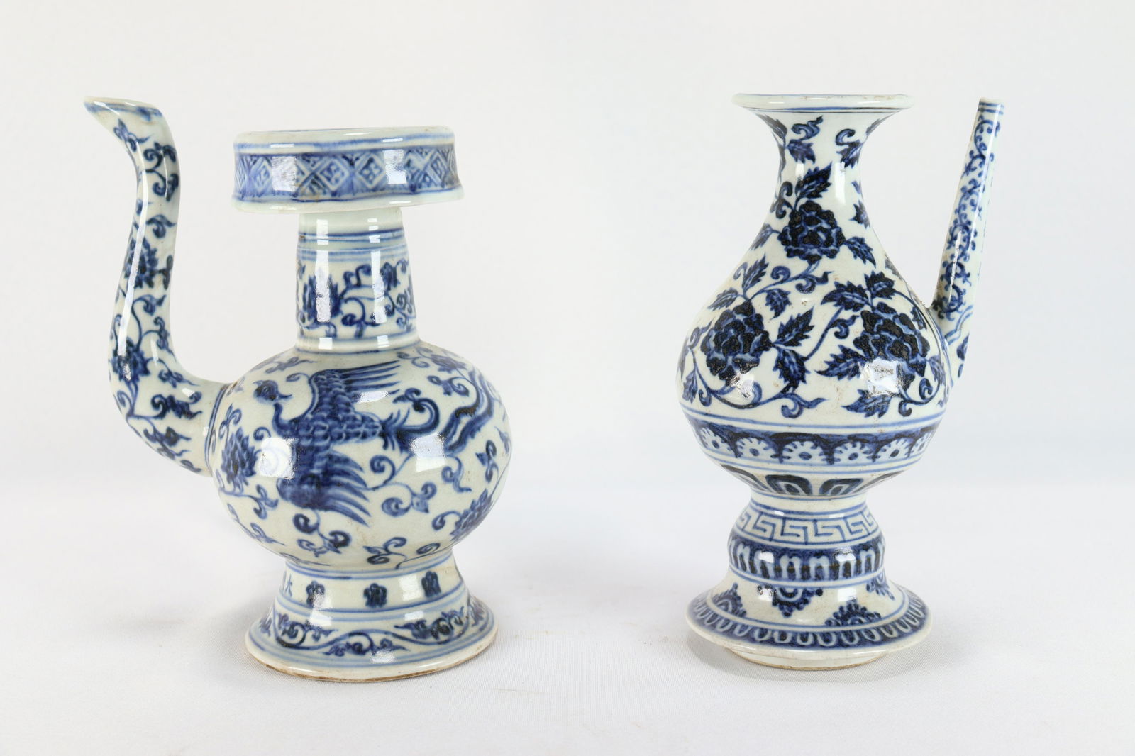 2 pcs Chinese b/w items (1 of 8)