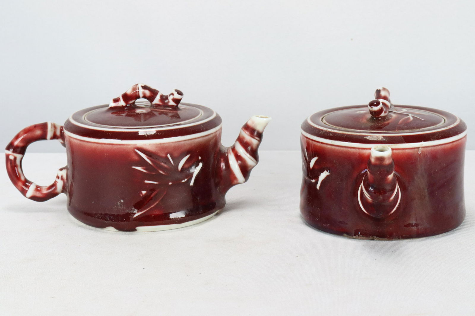 2 pcs Chinese porcelain teapot (1 of 6)