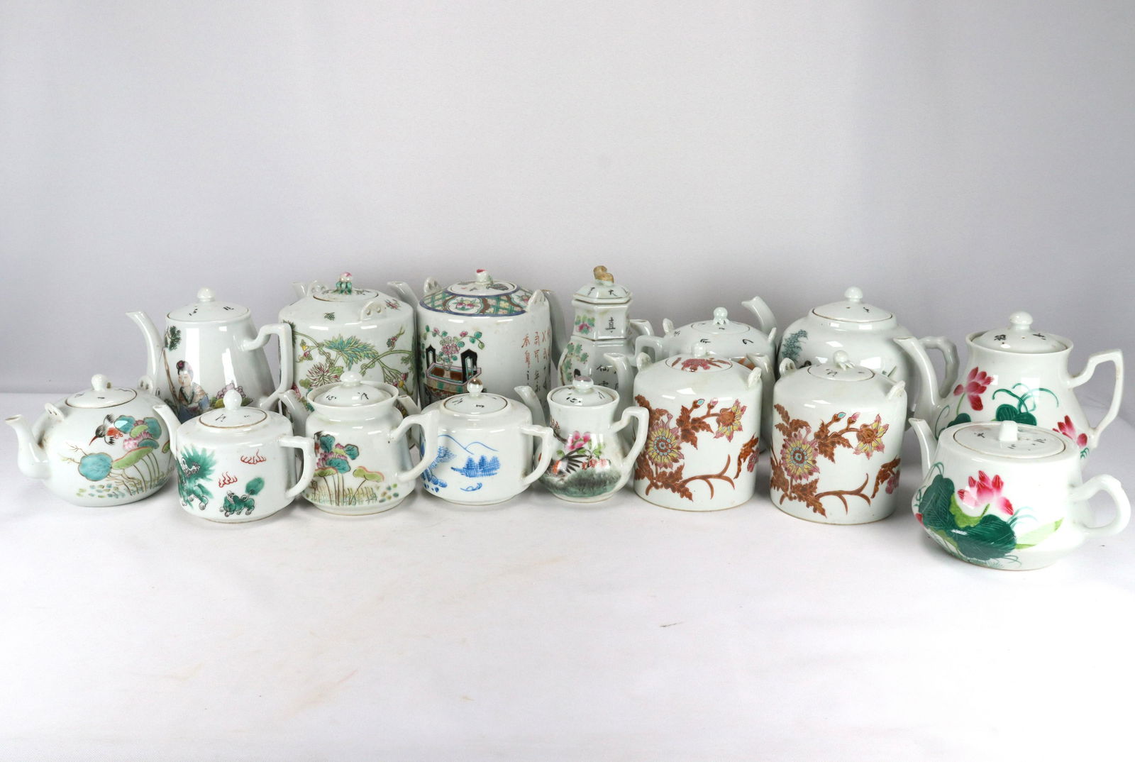 15 pcs Chinese teapots (1 of 8)