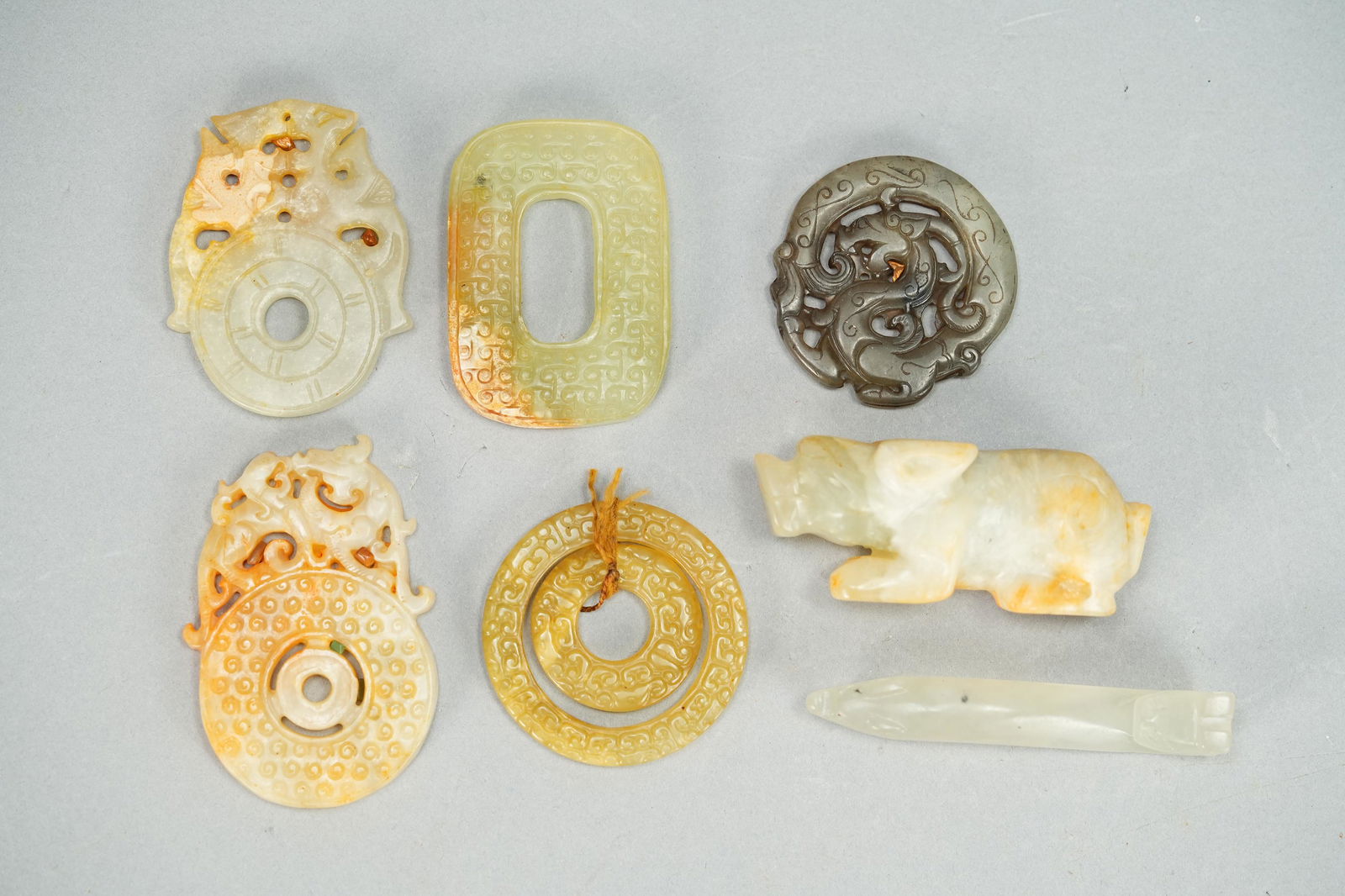 7 pcs Chinese jade items (1 of 8)