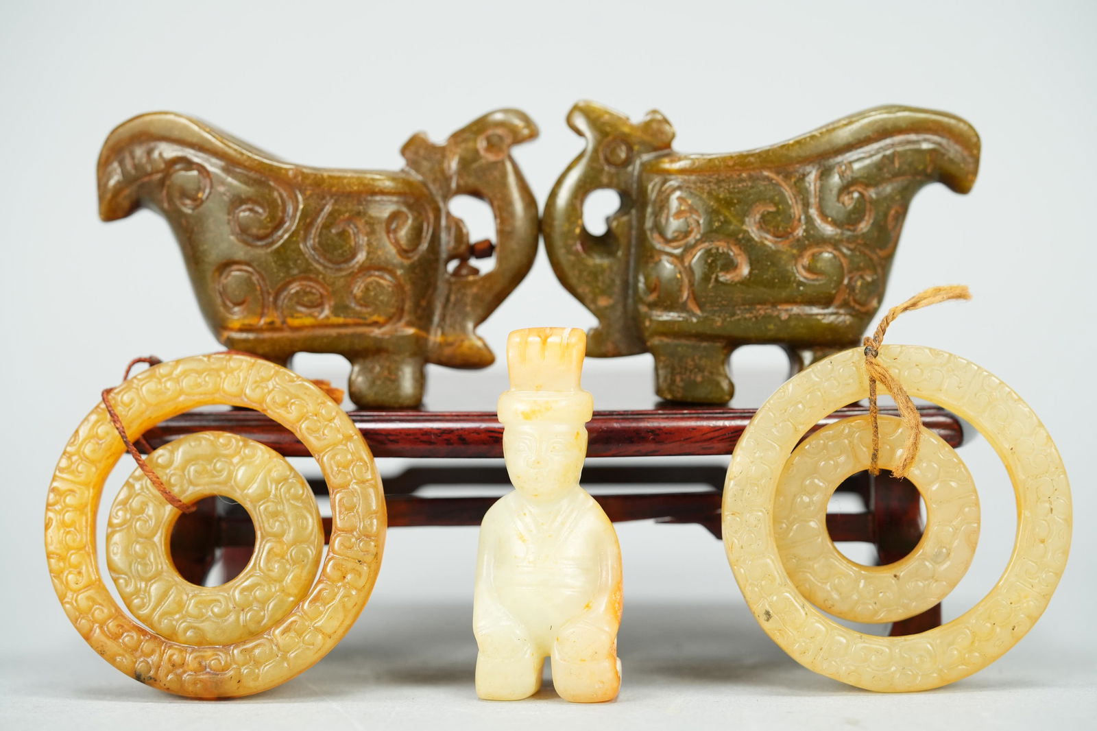 5 pcs Chinese archaic jade (1 of 8)