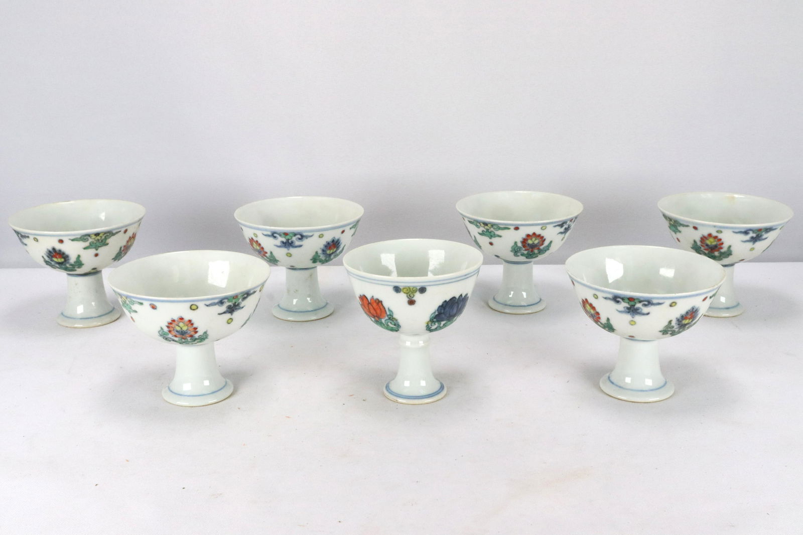7 pcs Chinese porcelain cups (1 of 6)
