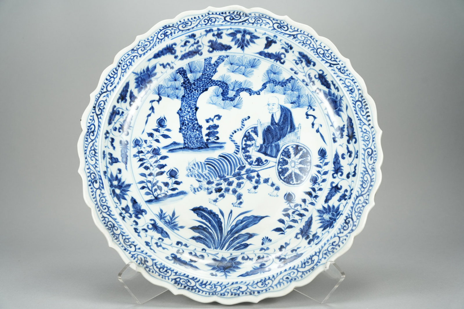 Chinese important b/w charger (1 of 8)