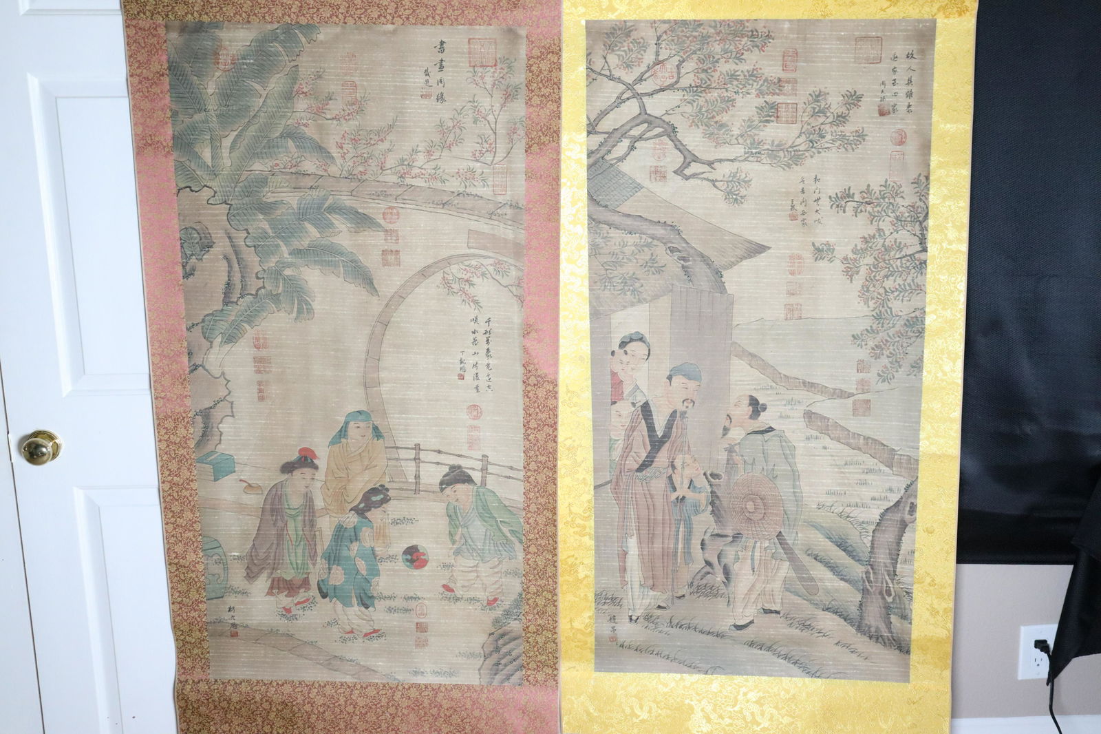2 pcs Chinese scrolls (1 of 10)