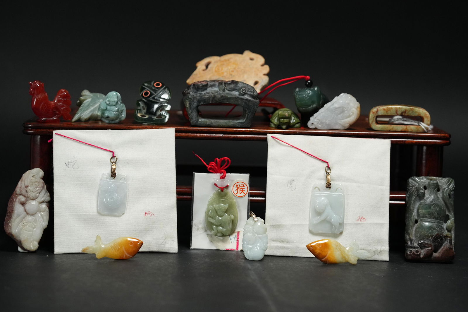 A lots of Chinese items (1 of 8)