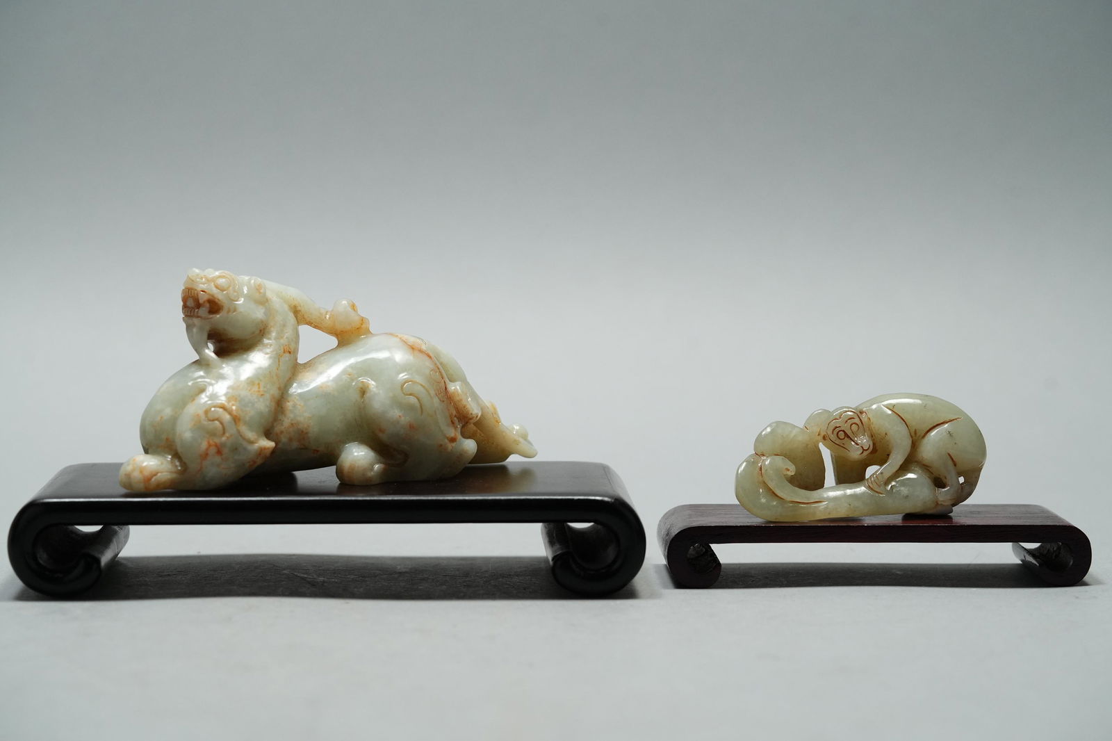 2 pcs Chinese archaic jade (1 of 9)