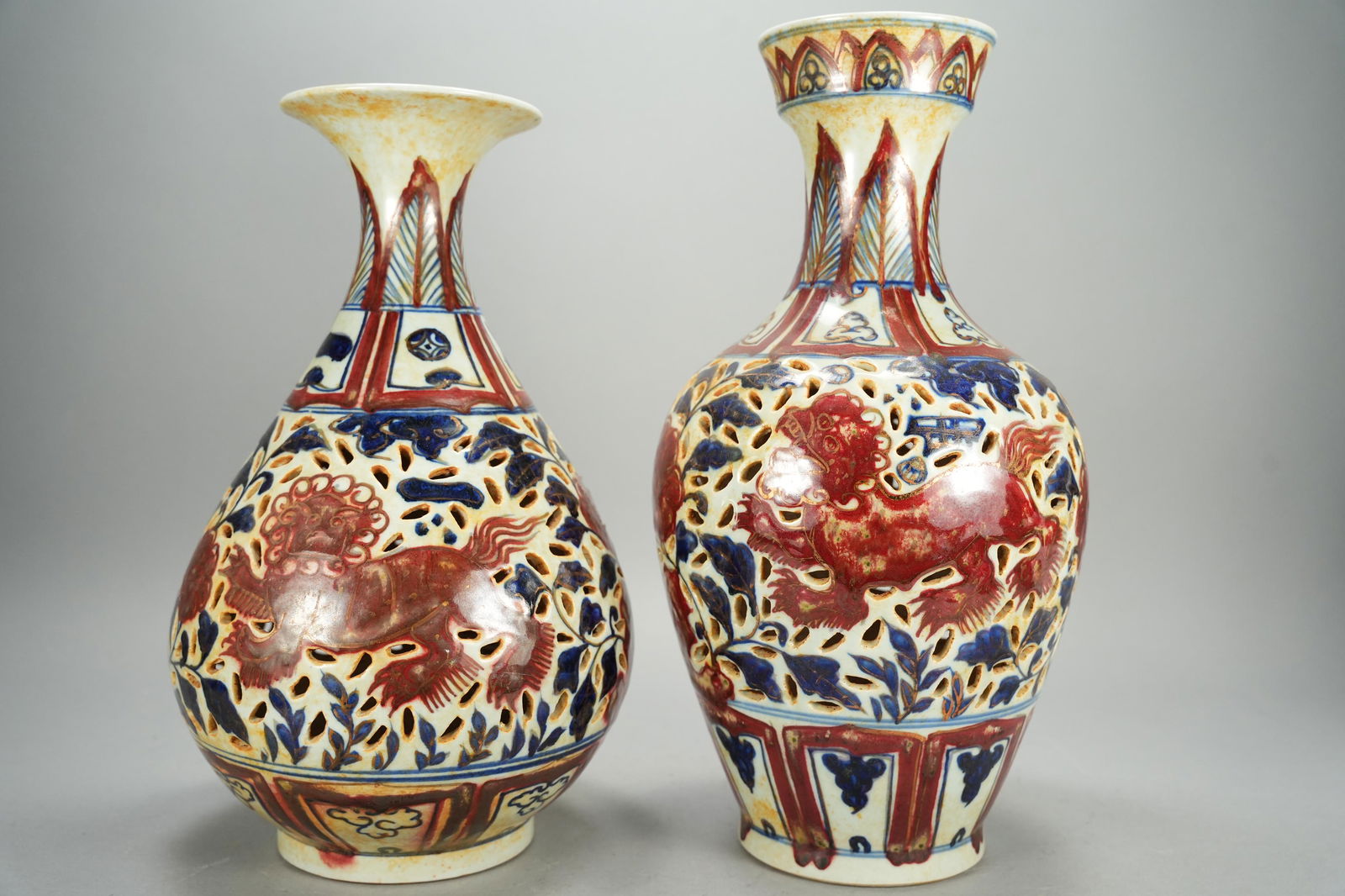 2 pcs Chinese vase (1 of 8)