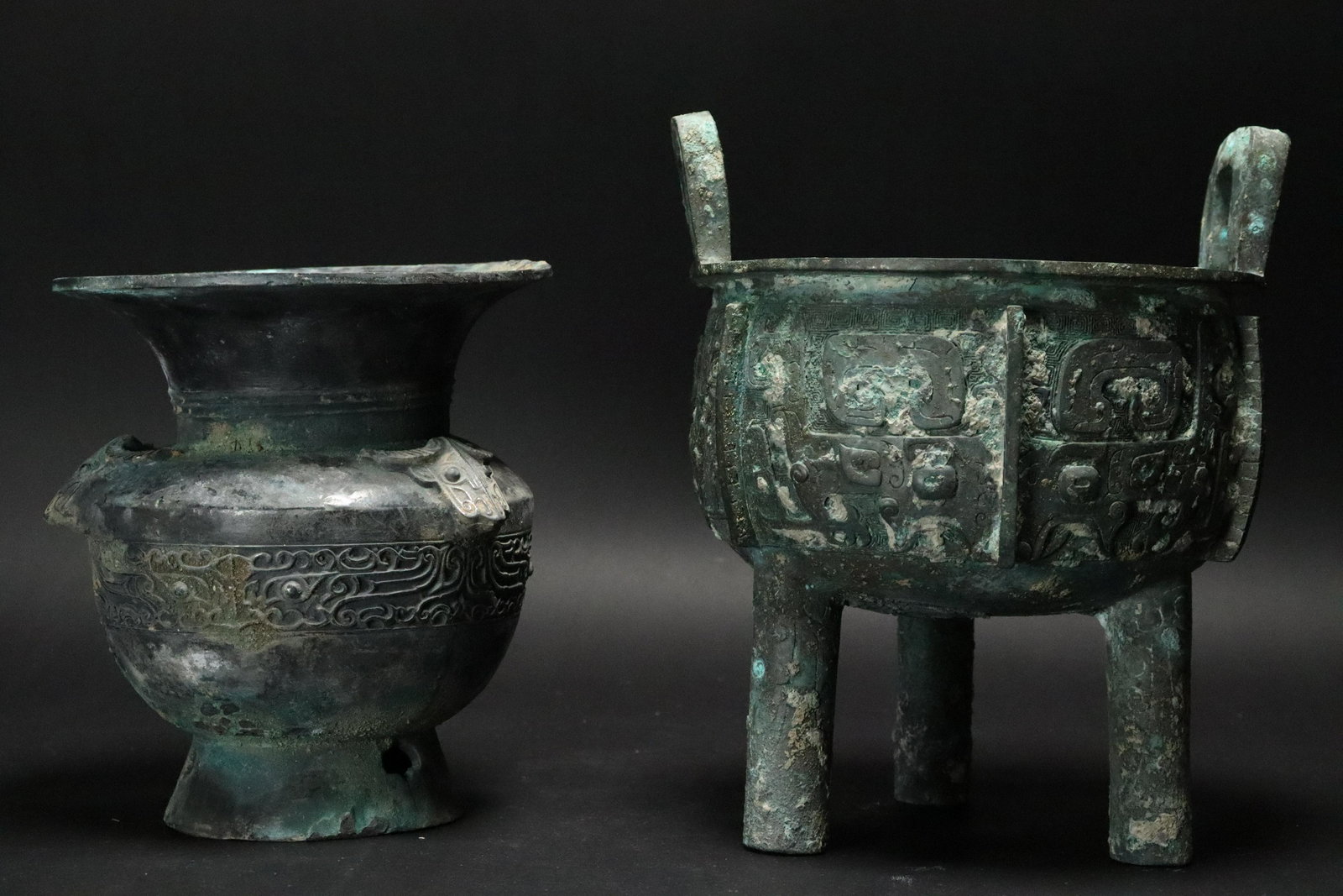 2 pcs Chinese vessel (1 of 9)