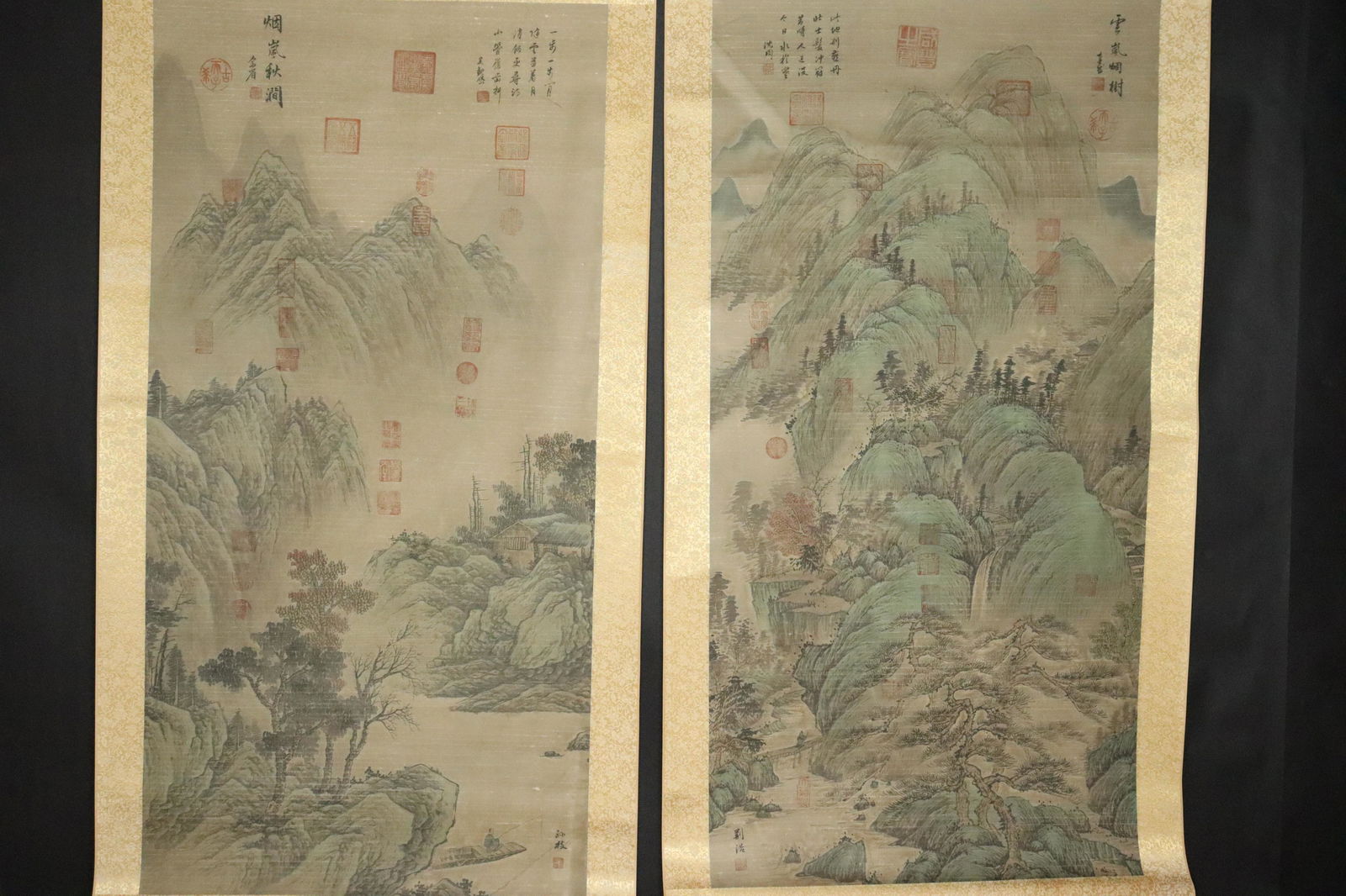 2 pcs Chinese scroll (1 of 8)