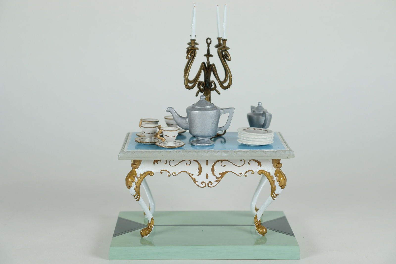 Cinderella WDC item figurine (1 of 6)