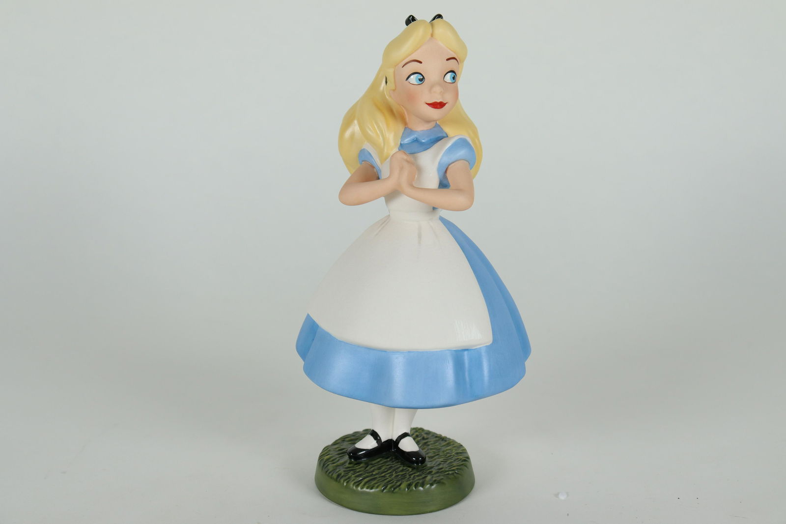 Alice WDC Disney figurine (1 of 6)