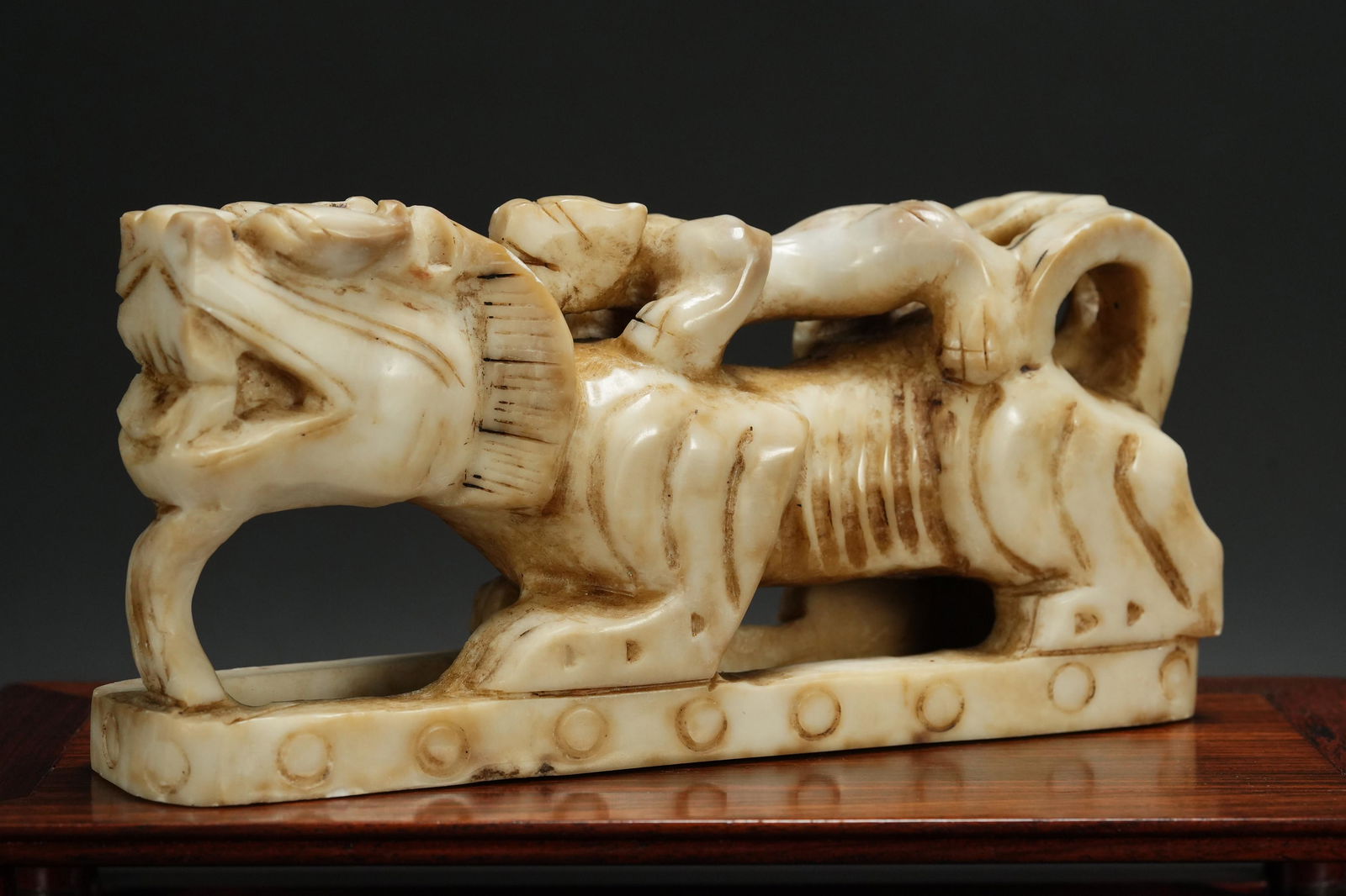 Chinese large stone beast (1 of 8)