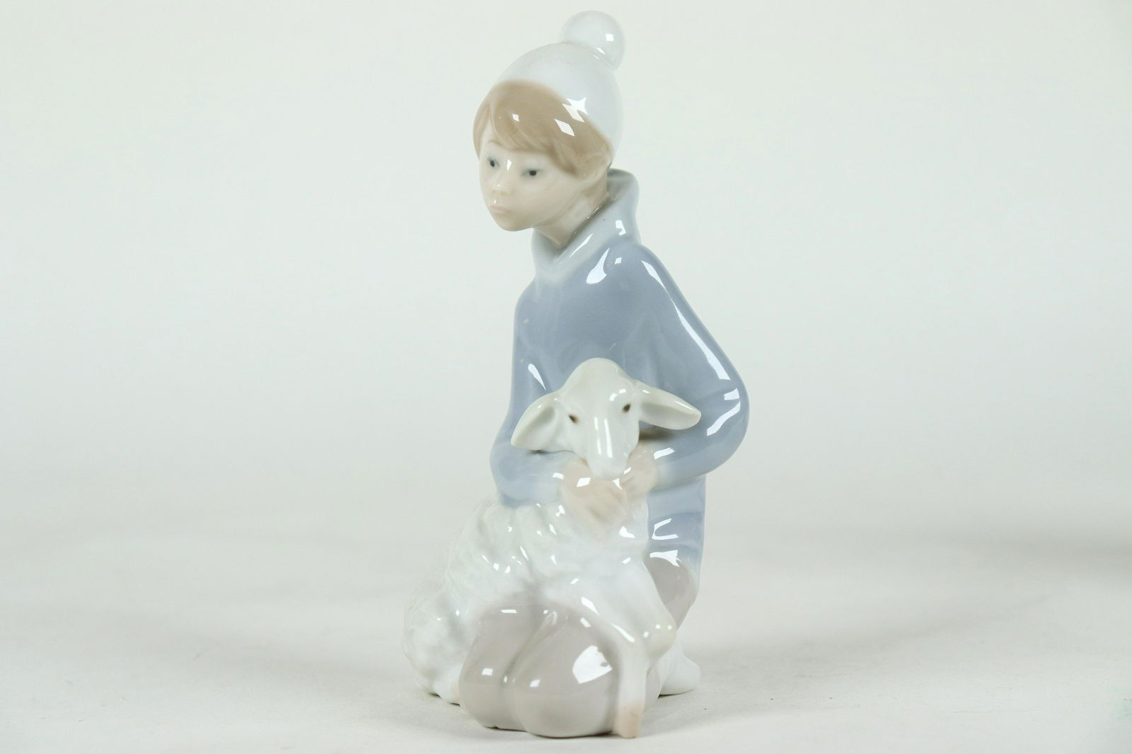 A Lladro figure (1 of 6)