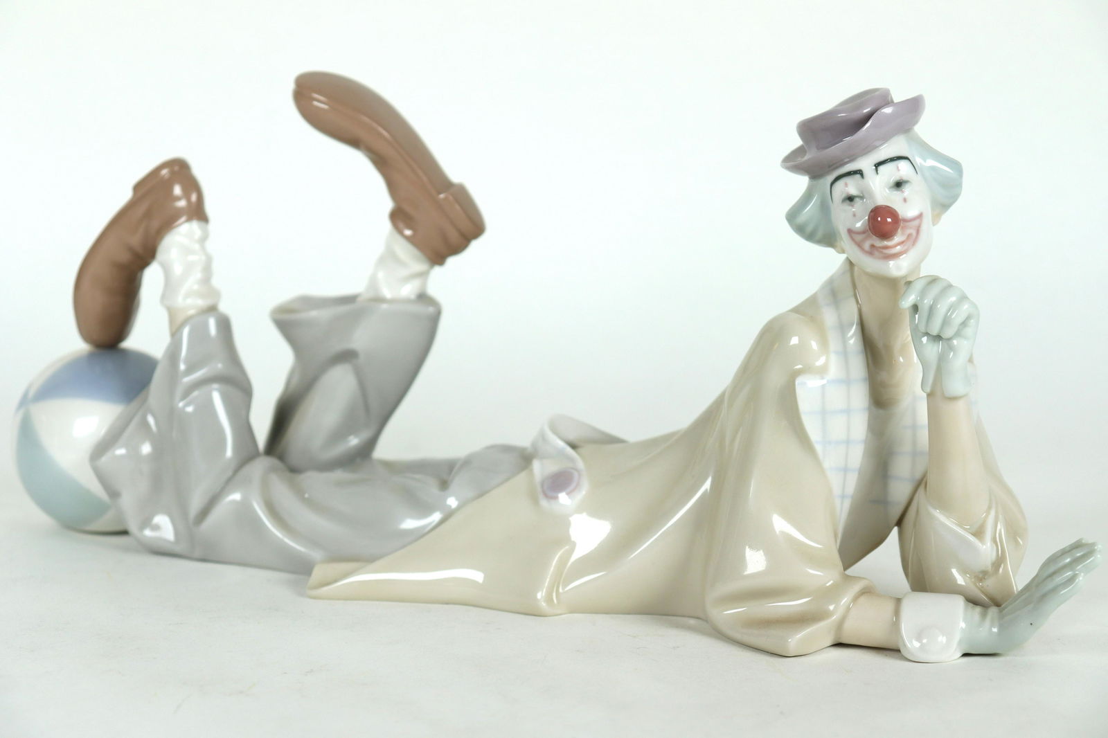 A rare Lladro figurine (1 of 6)