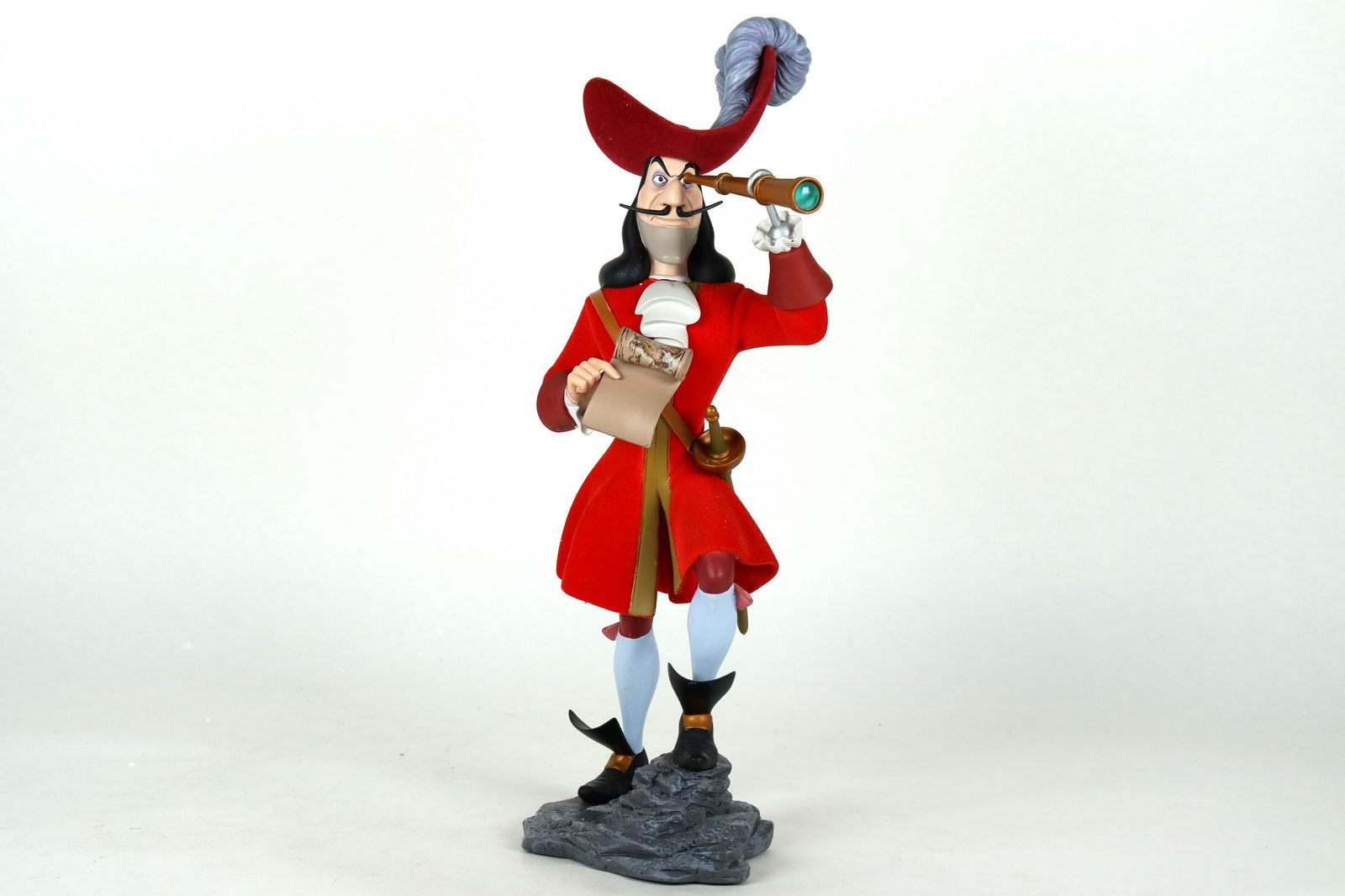 A rare Captain Hook Disney figurine (1 of 7)