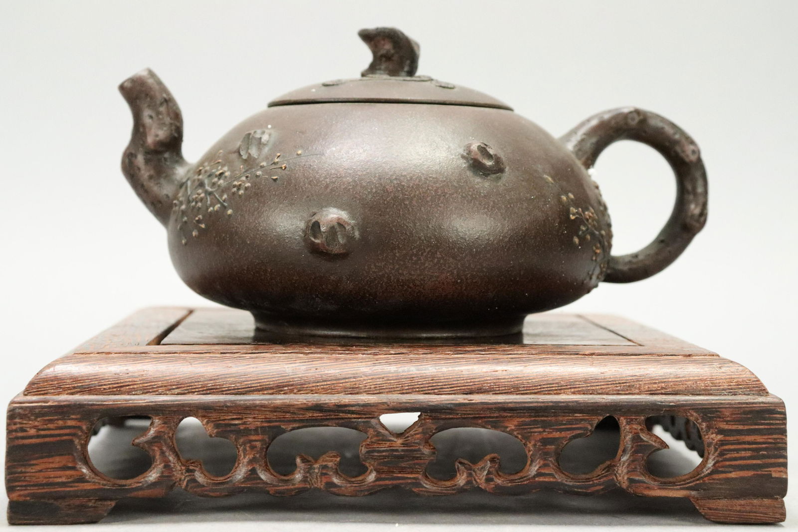 Chinese fine vintage teapot (1 of 6)
