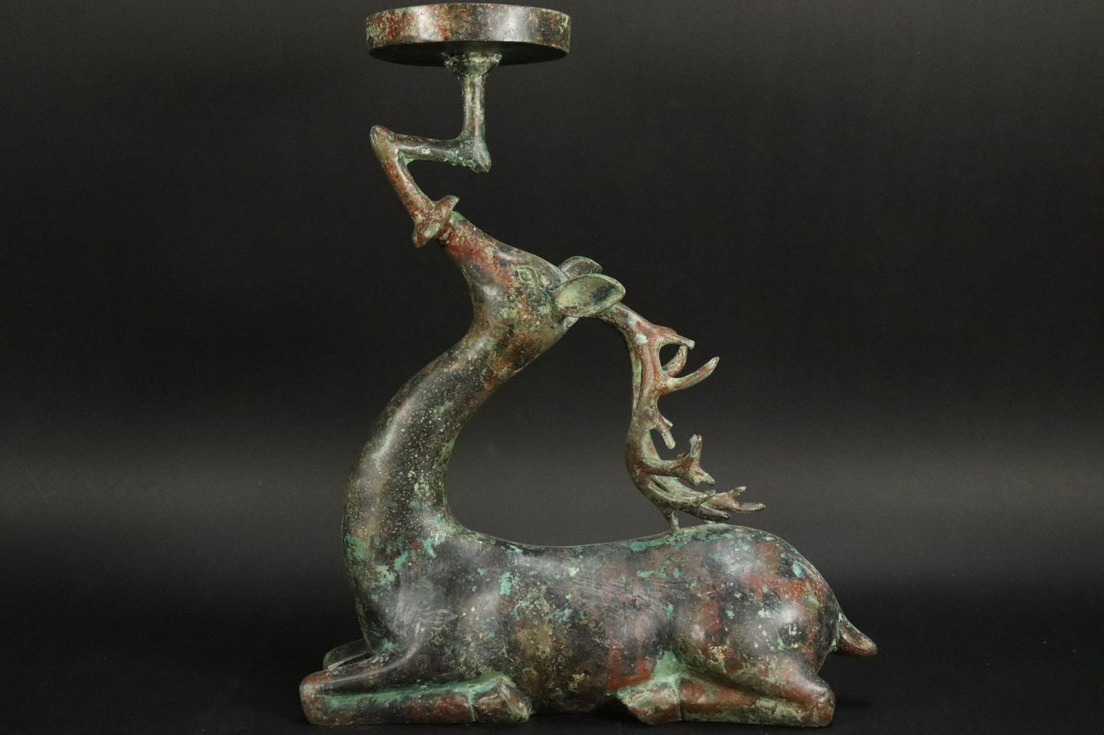 Chinese bronze archaic holder (1 of 6)