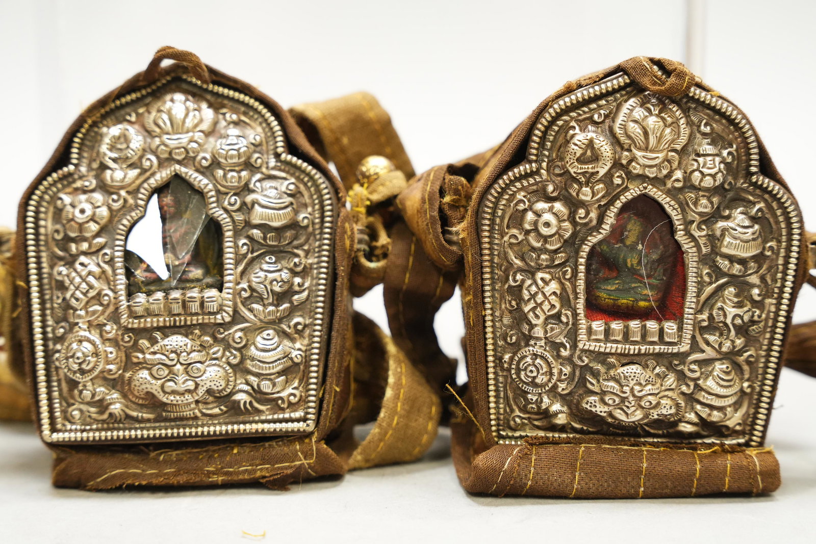 2 pcs Tibetan copper buddha box (1 of 7)