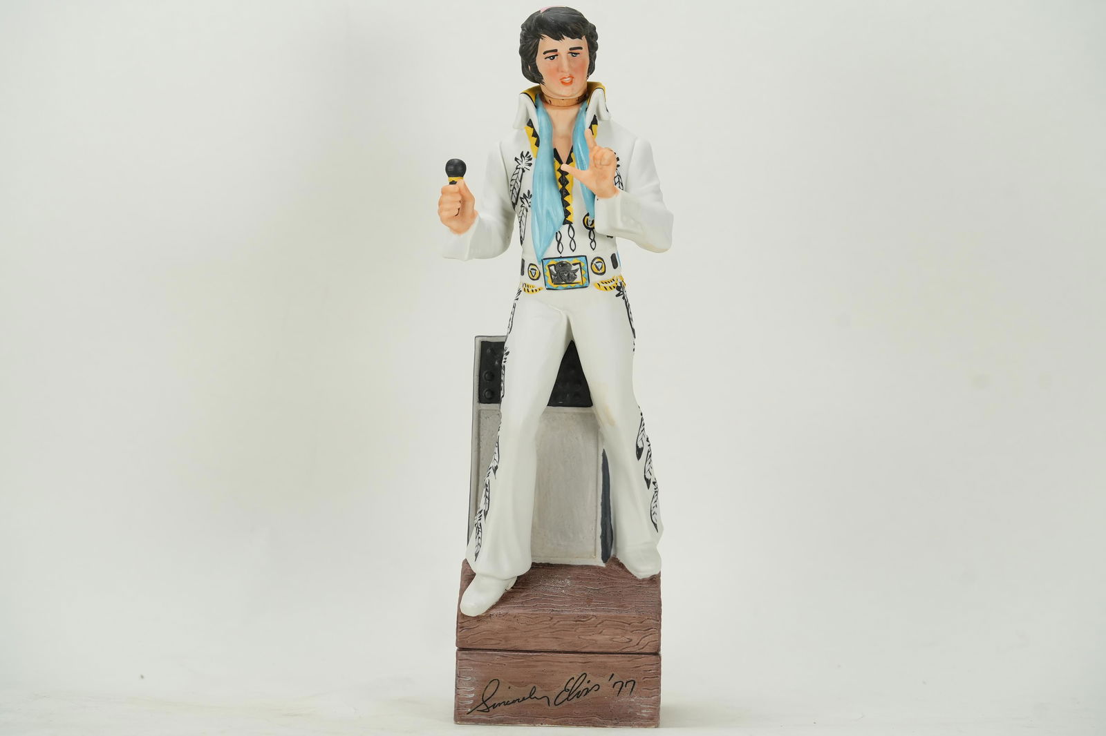 Elvis Presley bottle: Elvis Presley figure bottle, with original box. H: 15" x W: 5."