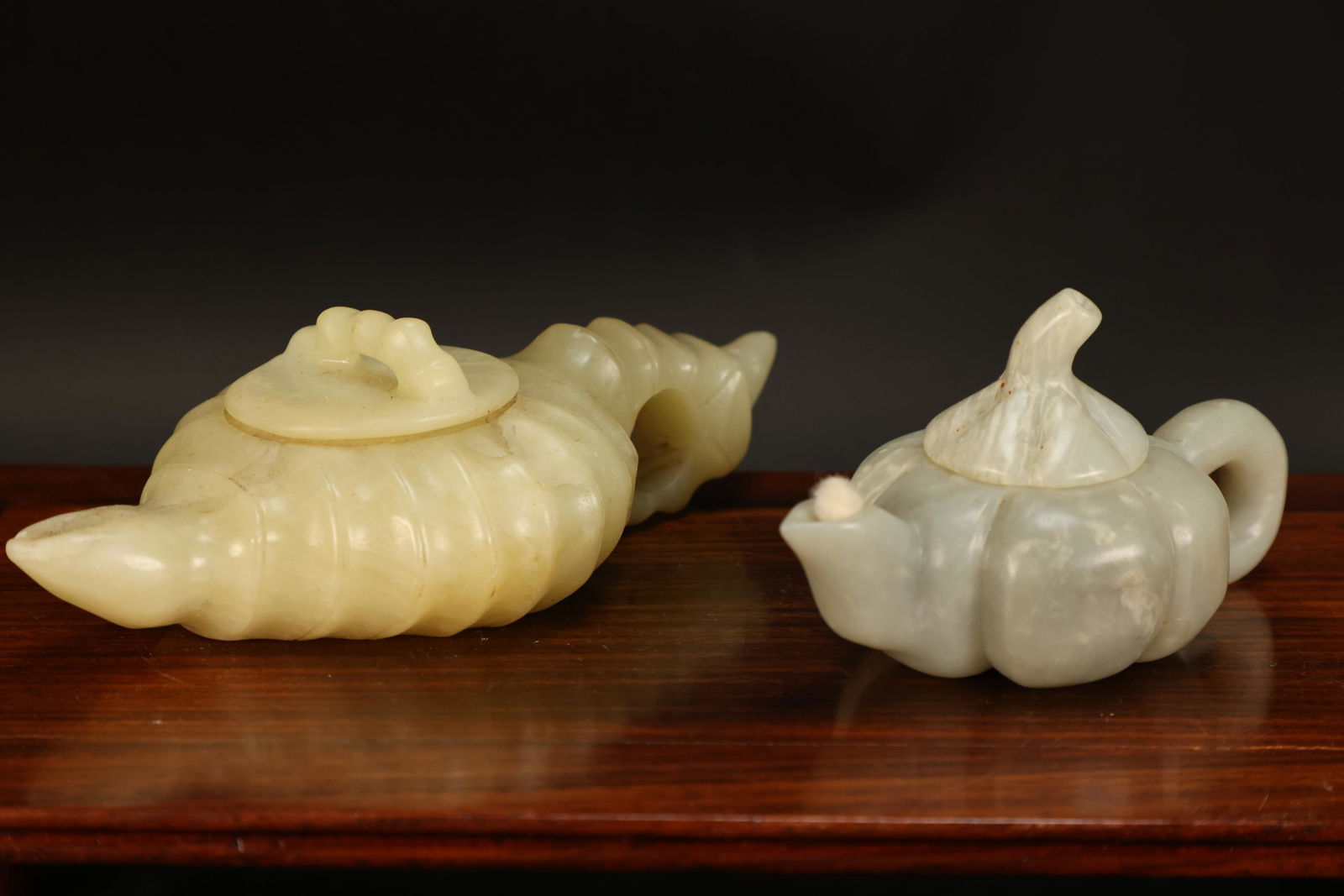 2 pcs Chinese jade teapot (1 of 6)