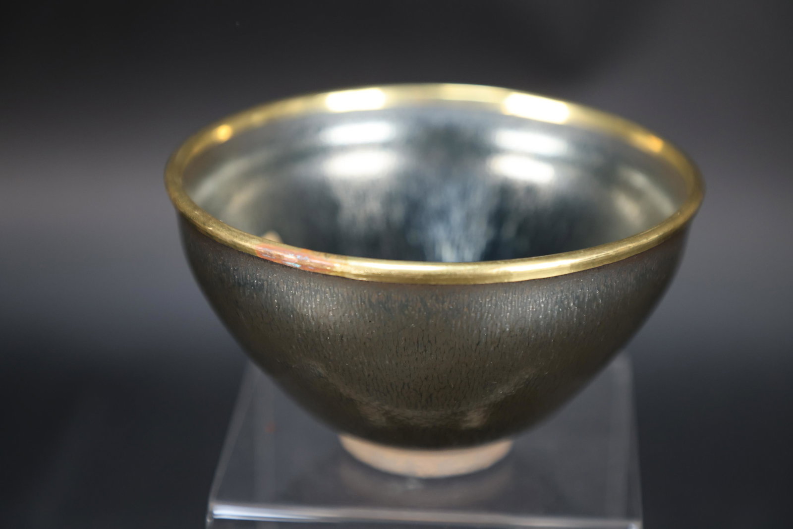 Chinese fine song style bowl (1 of 7)
