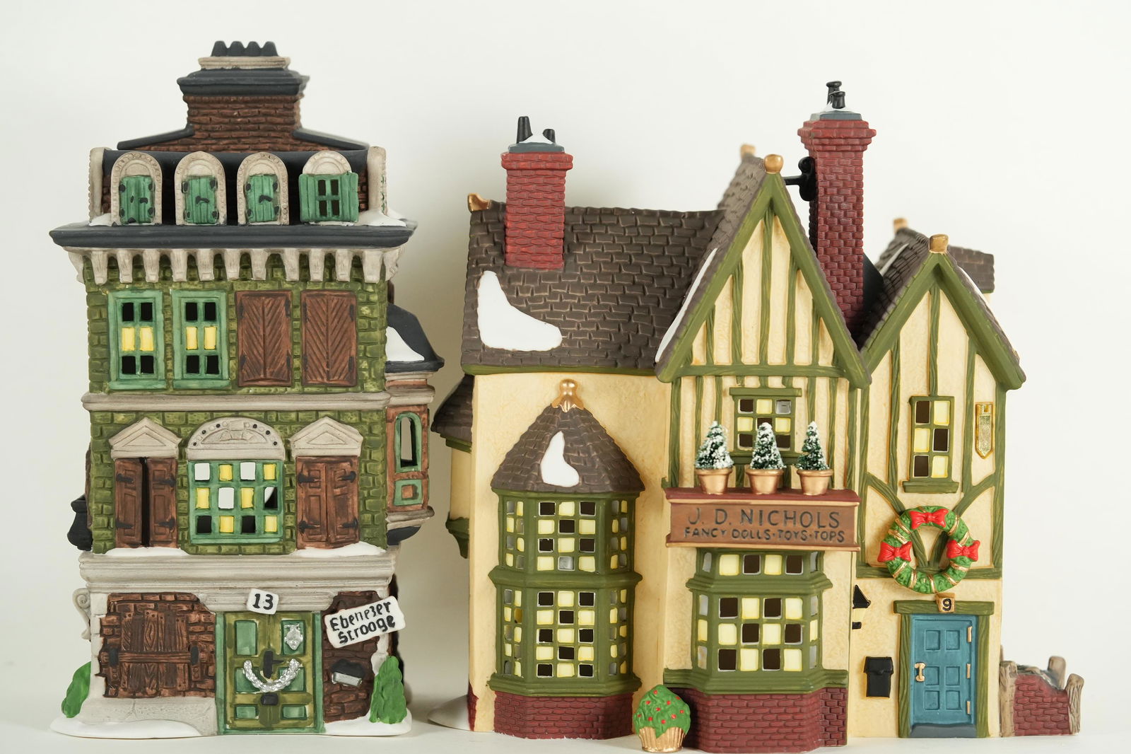 2 pcs Dept 56 figurine (1 of 7)