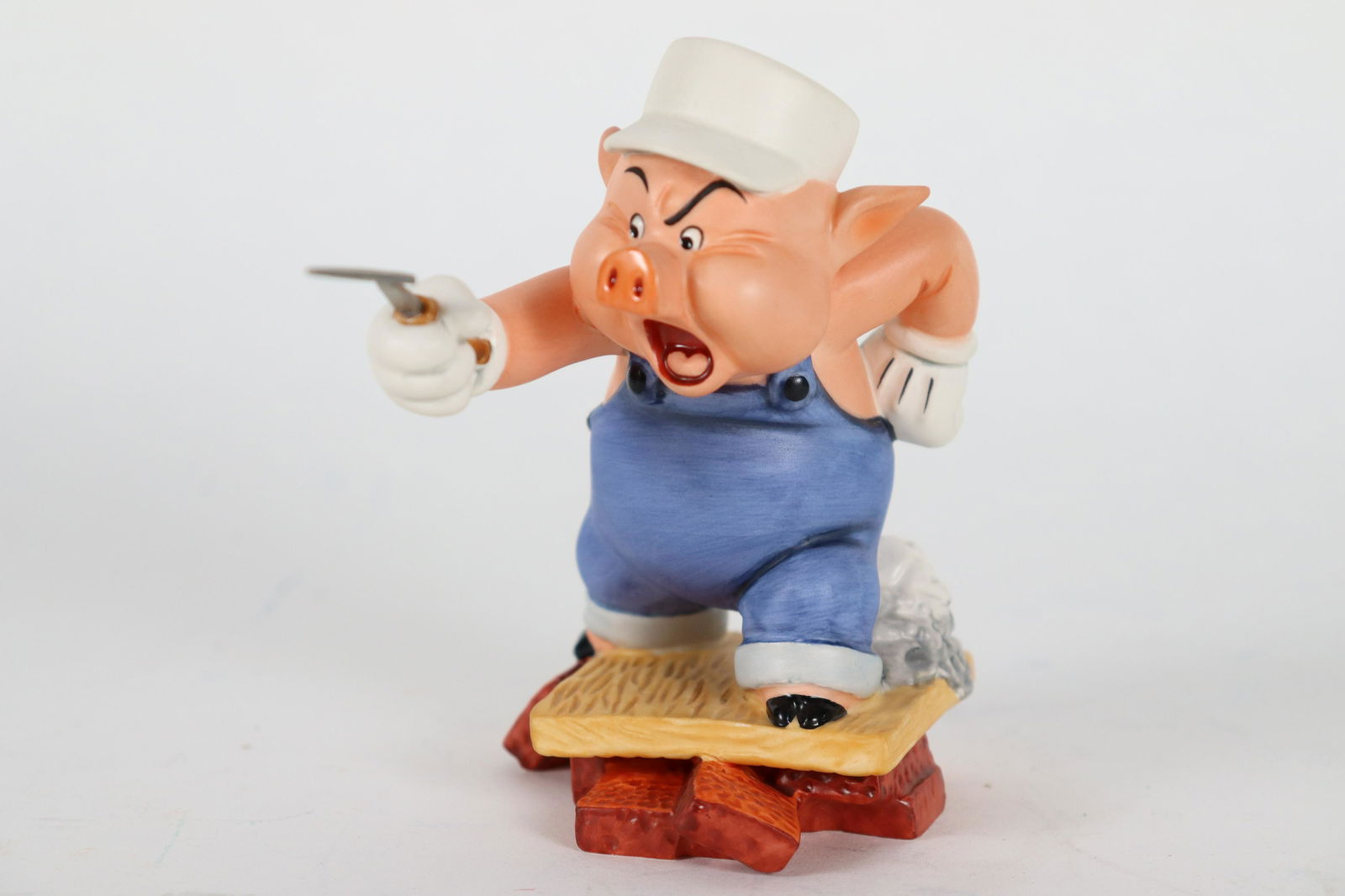Three Little Pigs WDC figurine (1 of 7)