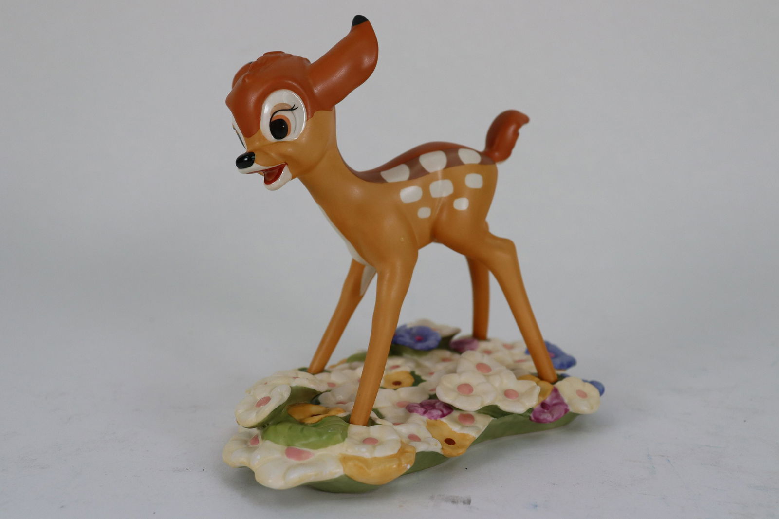 Bambi WDC Disney frigurine (1 of 8)