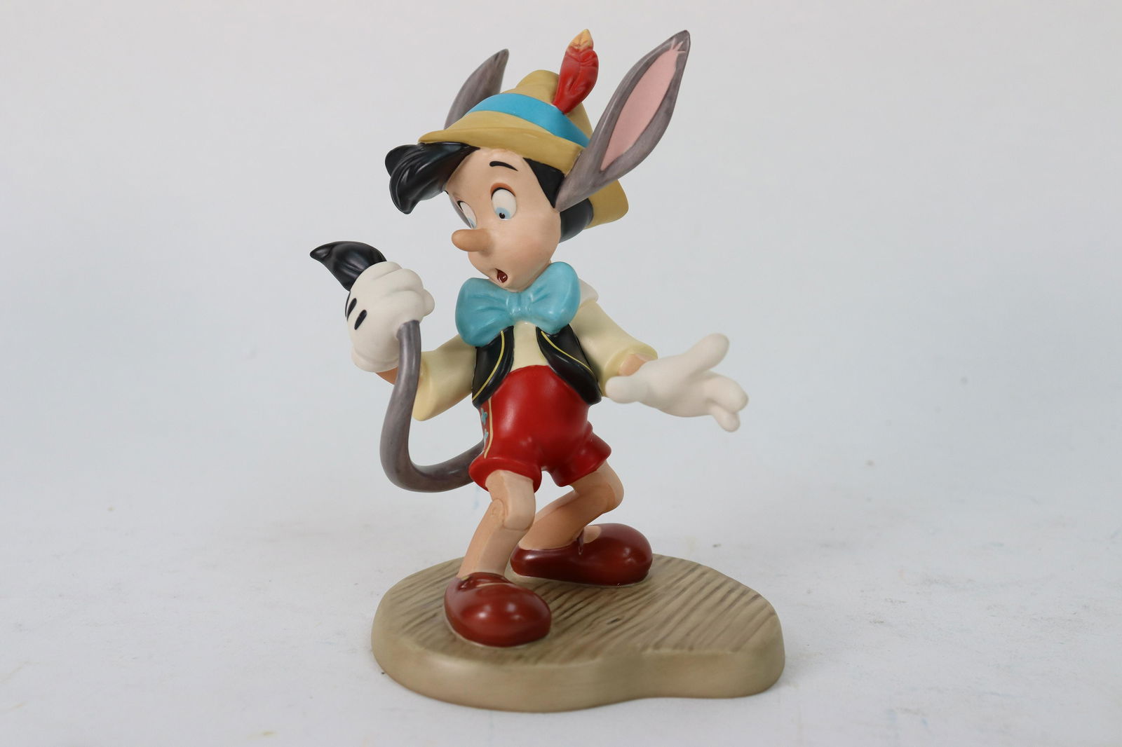 A rare Pinocchio WDC figurine (1 of 7)