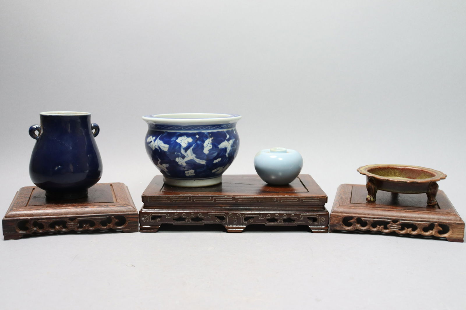 4 pcs Chinese porcelain items (1 of 13)