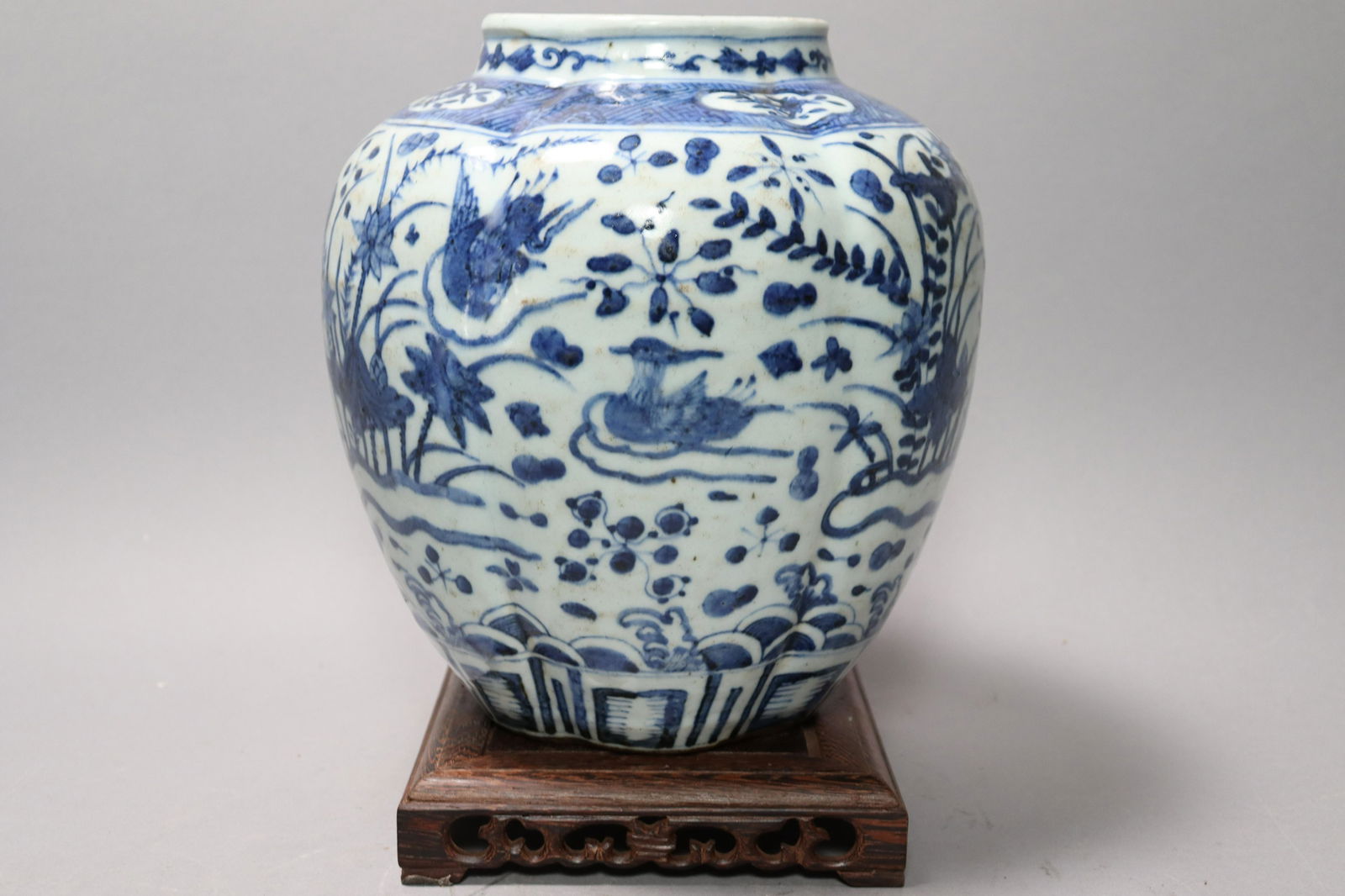 Chinese large b/w jar (1 of 7)