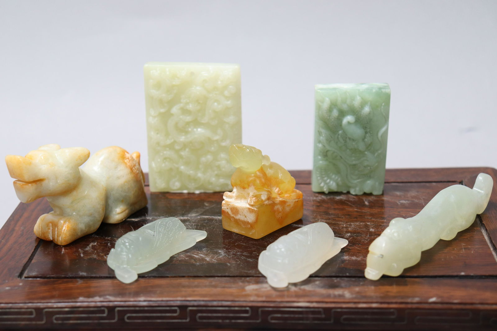 7 pcs Chinese jade items (1 of 7)