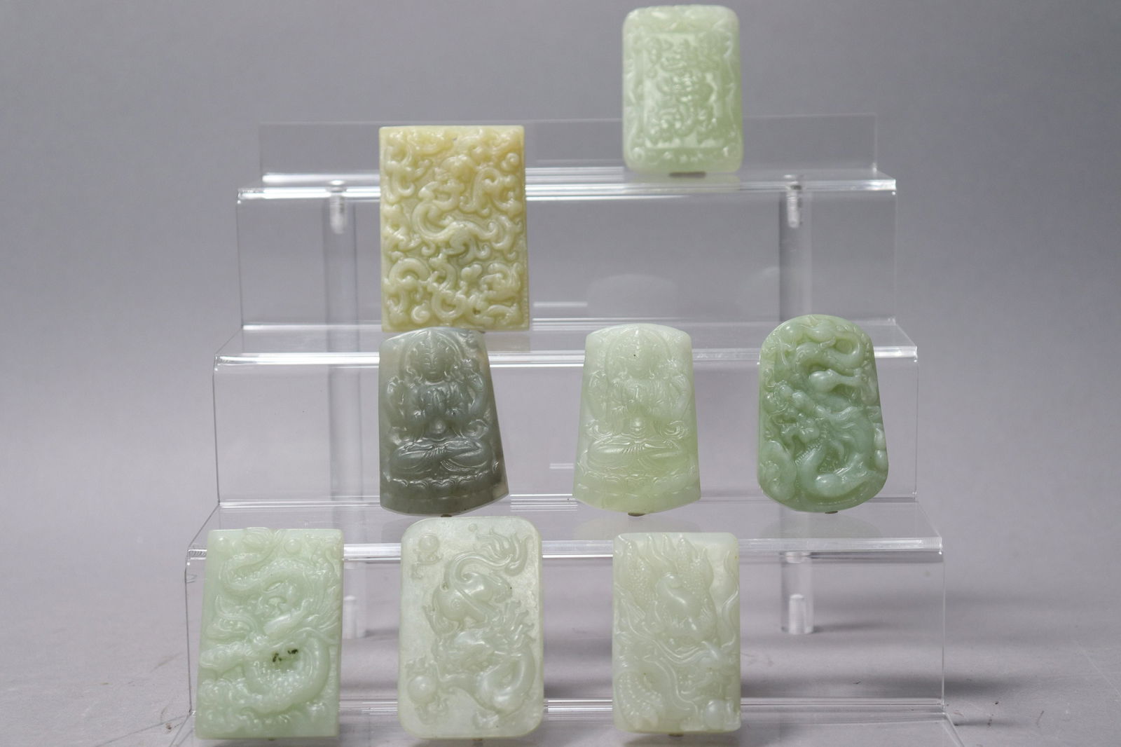 8 pcs Chinese jade items (1 of 7)