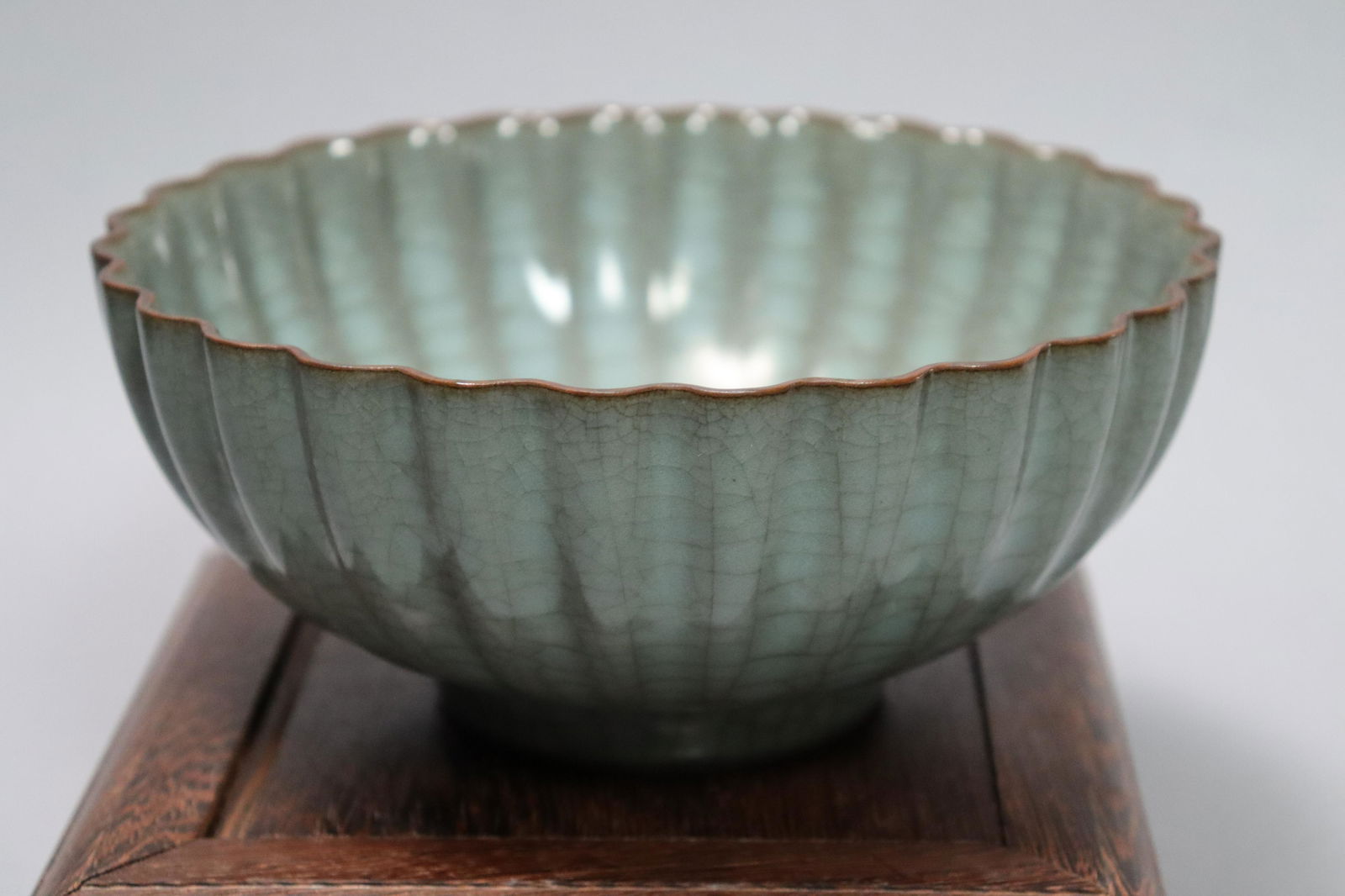 Chinese crackled bowl (1 of 7)