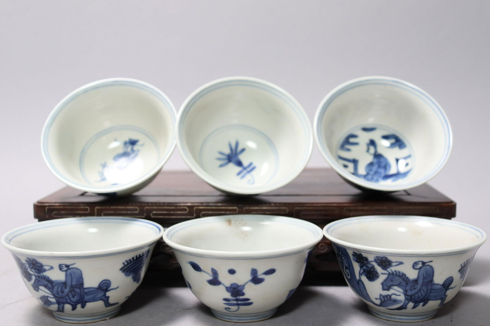 6 pcs Chinese b/w cups (1 of 7)