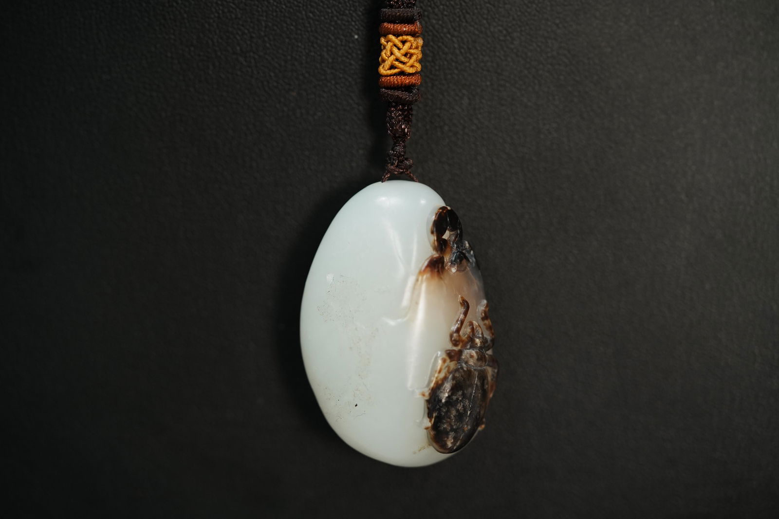 Chinese fine jade pendant (1 of 6)